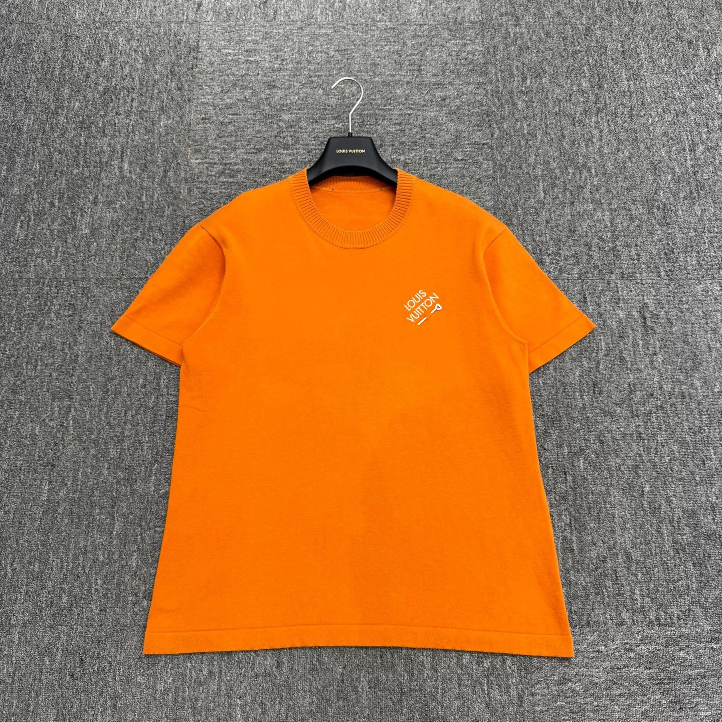 Louis Vuitton Louis Vuitton Embroidered Knit T-Shirt Orange Size S Size US S / EU 44-46 / 1 - 2 Thumbnail