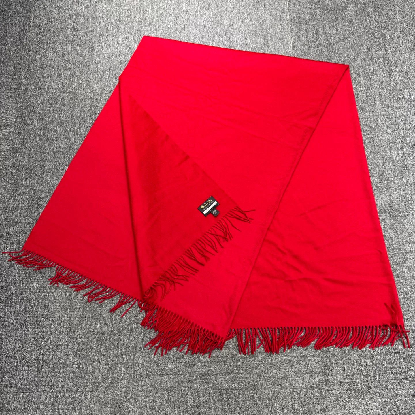 Loro Piana Loro Piana Season's Greetings Cashmere Blanket ONE SIZE Size ONE SIZE - 2 Thumbnail