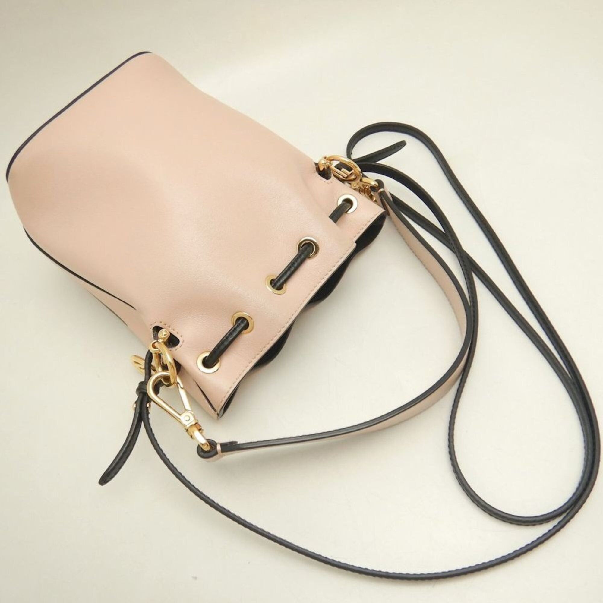 Fendi FENDI Montresor 8BS010 Shoulder Bag, Leather, Pink/Black, Women's, 253814 Size ONE SIZE - 3 Thumbnail