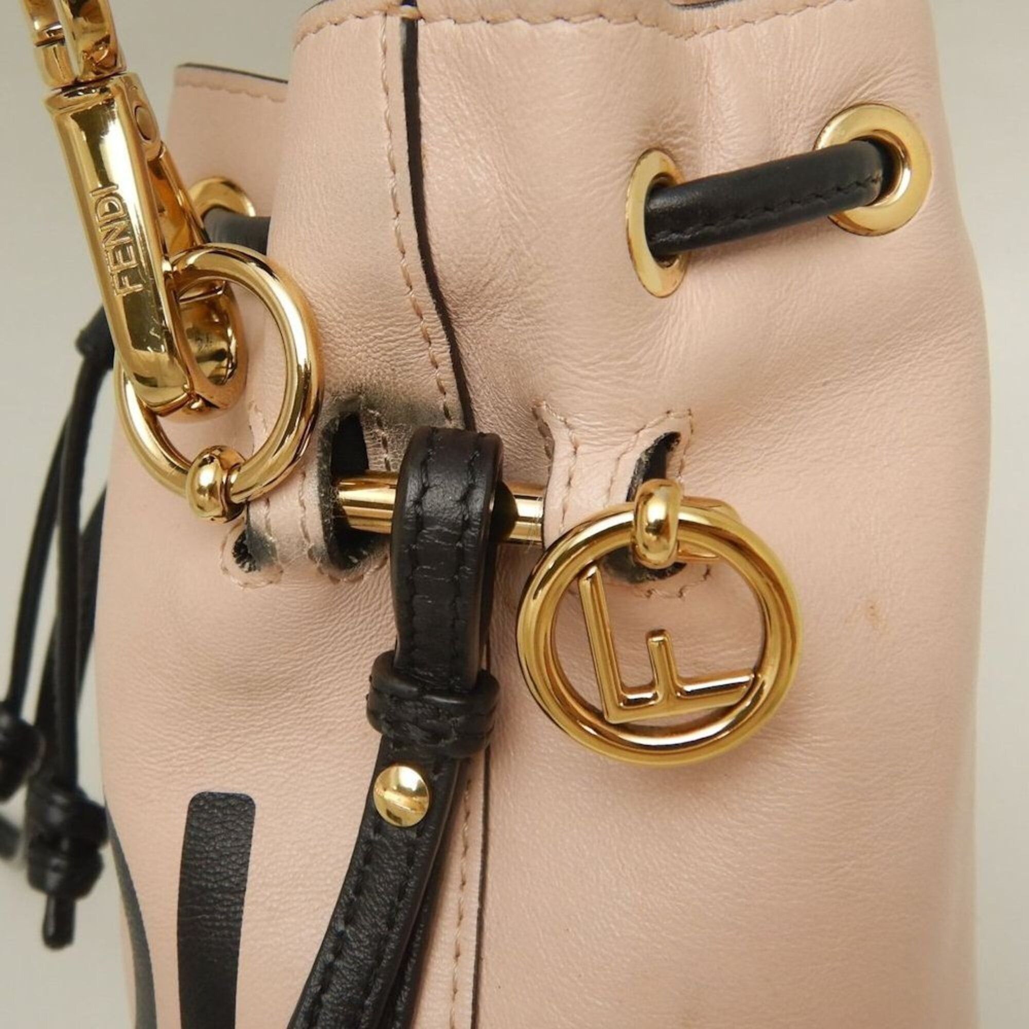 Fendi FENDI Montresor 8BS010 Shoulder Bag, Leather, Pink/Black, Women's, 253813 Size ONE SIZE - 11 Thumbnail