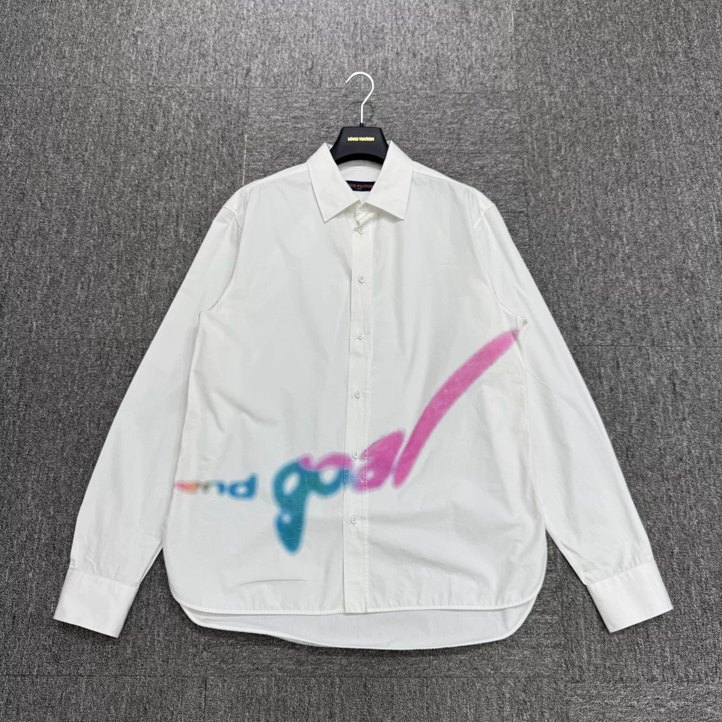 Louis Vuitton Louis Vuitton Neon Graffiti Shirt Size M Size US M / EU 48-50 / 2 - 2 Thumbnail
