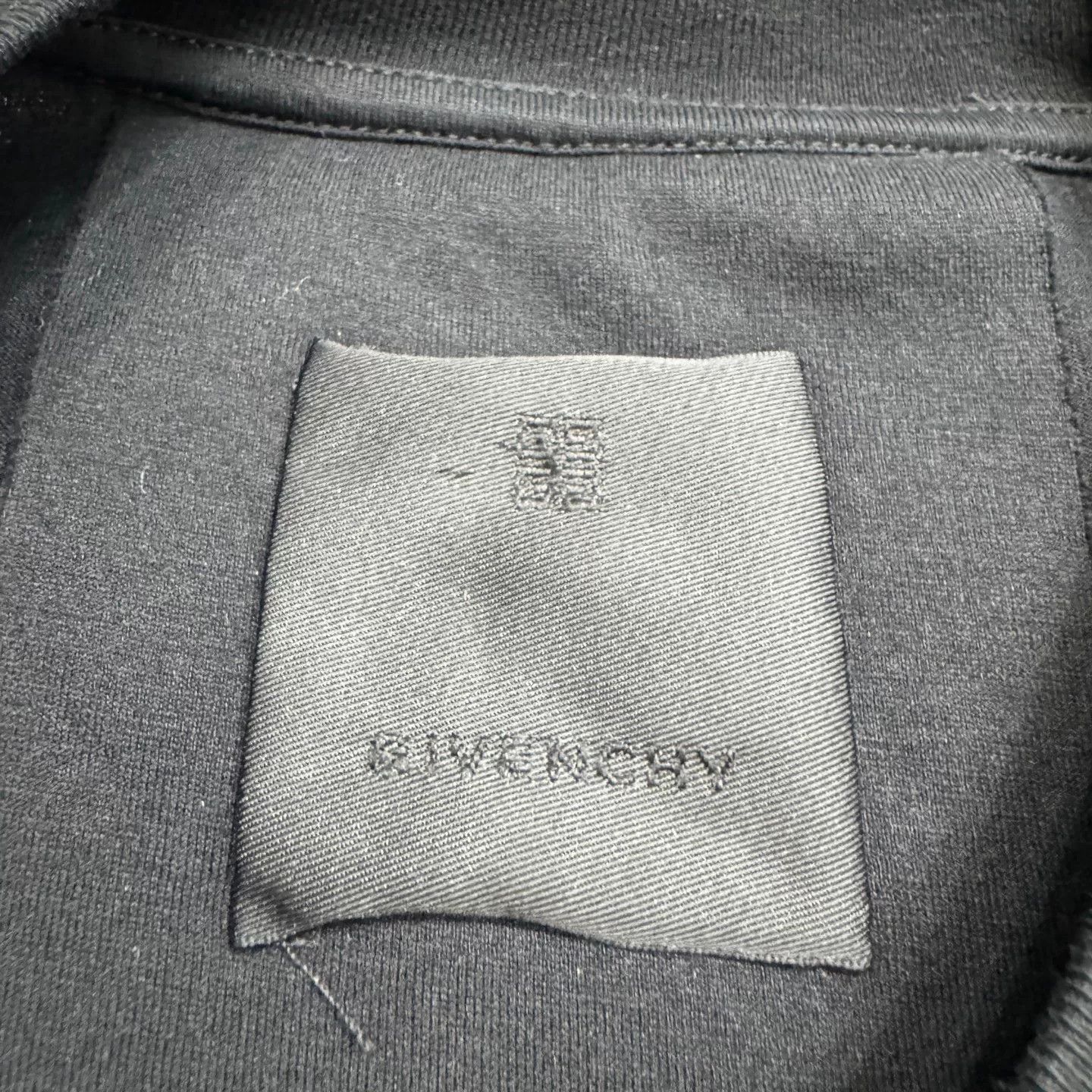 Givenchy Givenchy Tape Logo Short Sleeve T-Shirt Size S Size US S / EU 44-46 / 1 - 3 Thumbnail