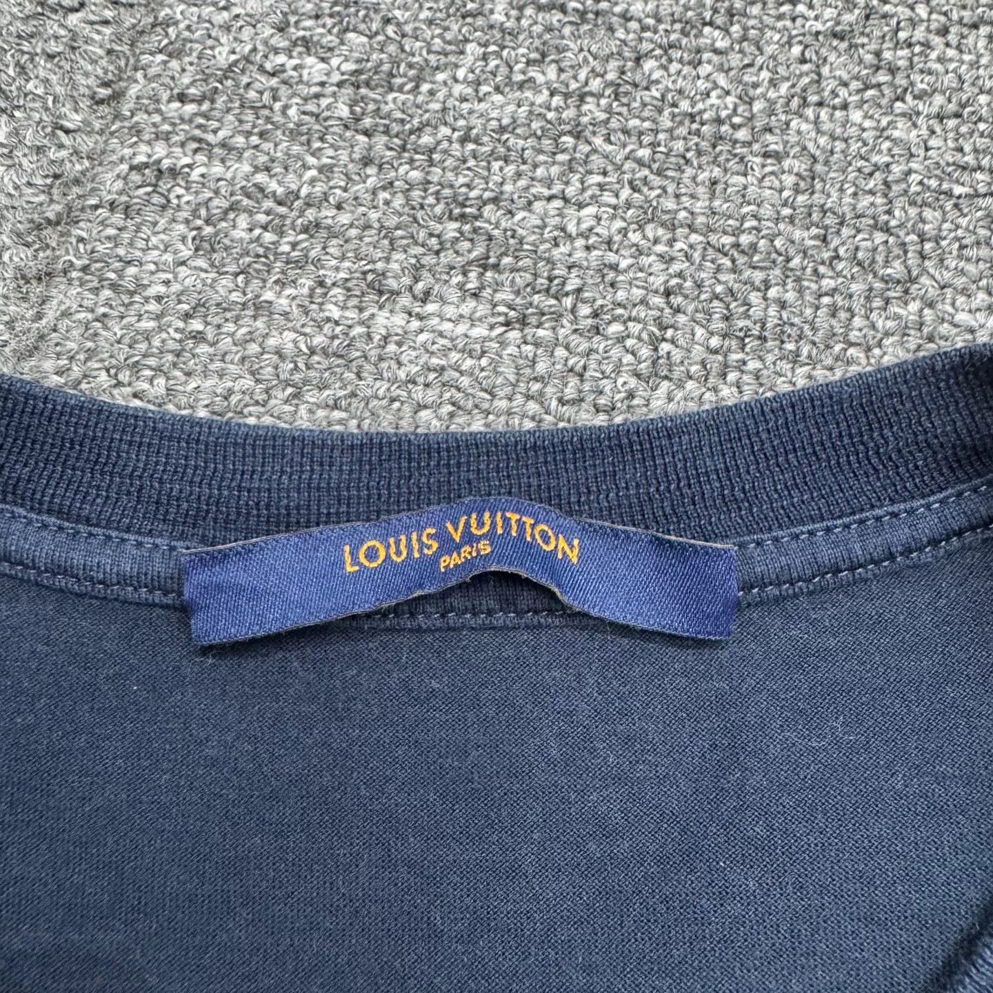 Louis Vuitton Louis Vuitton Embroidered Logo T-Shirt Size XS Size US XS / EU 42 / 0 - 3 Thumbnail