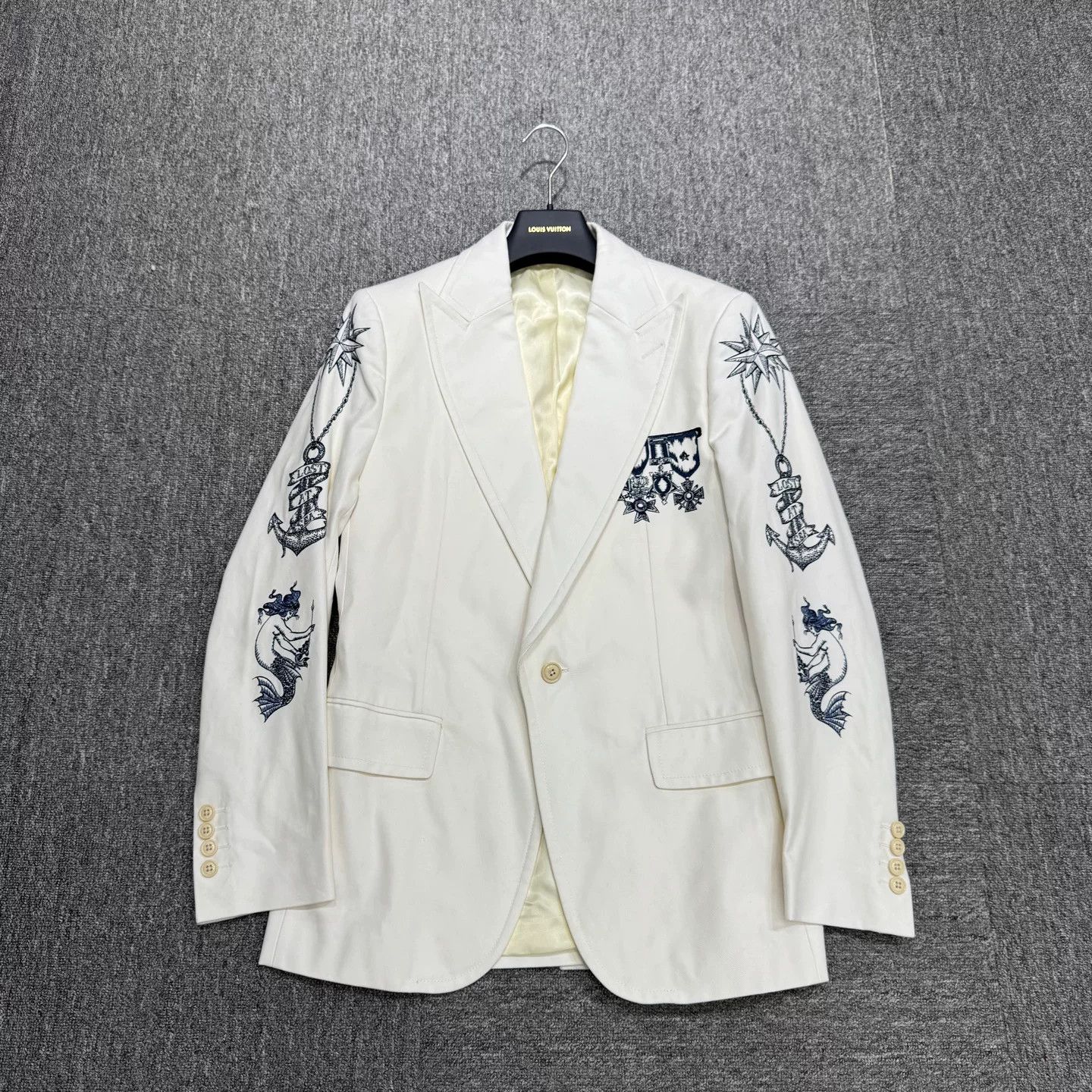 Alexander McQueen Alexander McQueen Embroidered Mermaid Blazer Size 36R Size 36R - 2 Thumbnail