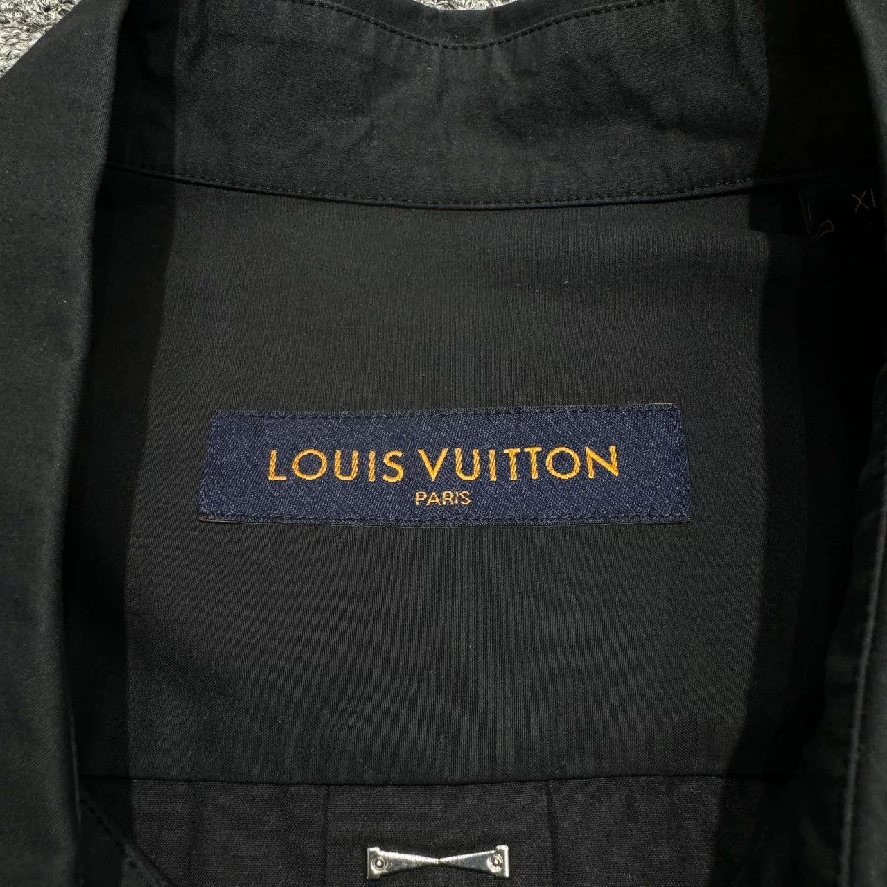 Louis Vuitton Louis Vuitton Utility Cargo Shirt Size XL Size US XL / EU 56 / 4 - 3 Thumbnail