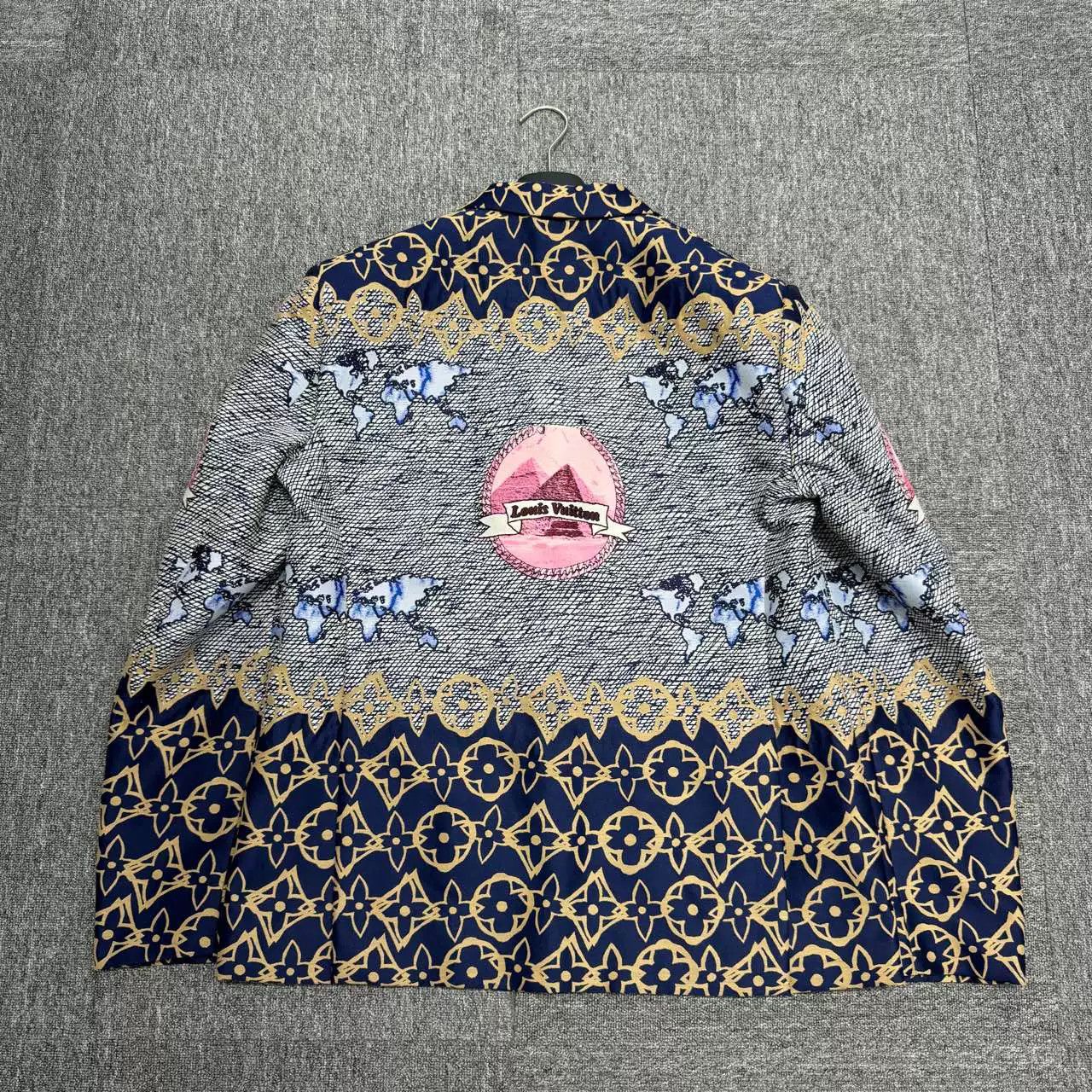 Louis Vuitton Louis Vuitton Pyramid Print Blazer Size 50 Size 40R - 6 Thumbnail