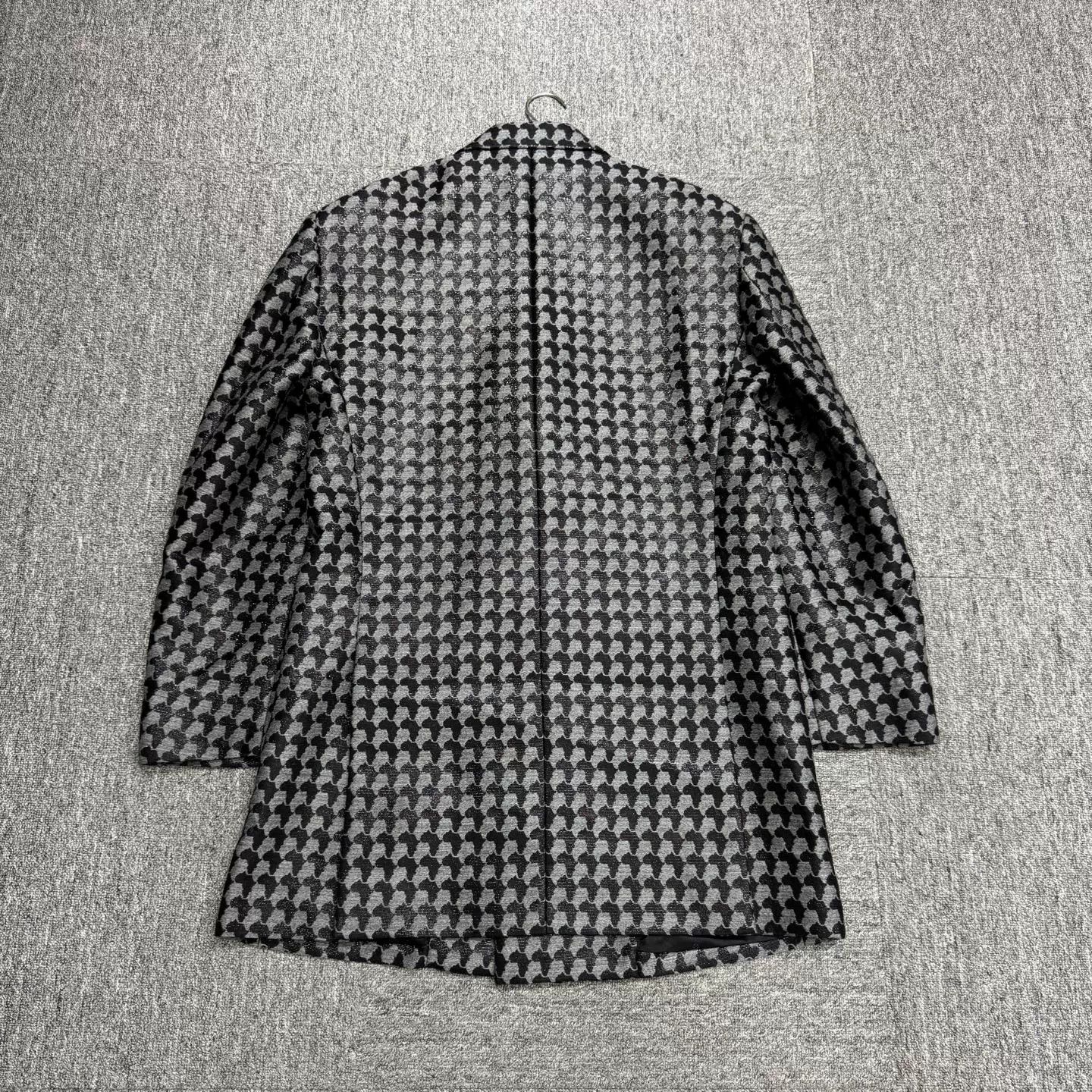 Louis Vuitton Louis Vuitton Houndstooth Pattern Coat Size 48 Size US M / EU 48-50 / 2 - 6 Thumbnail