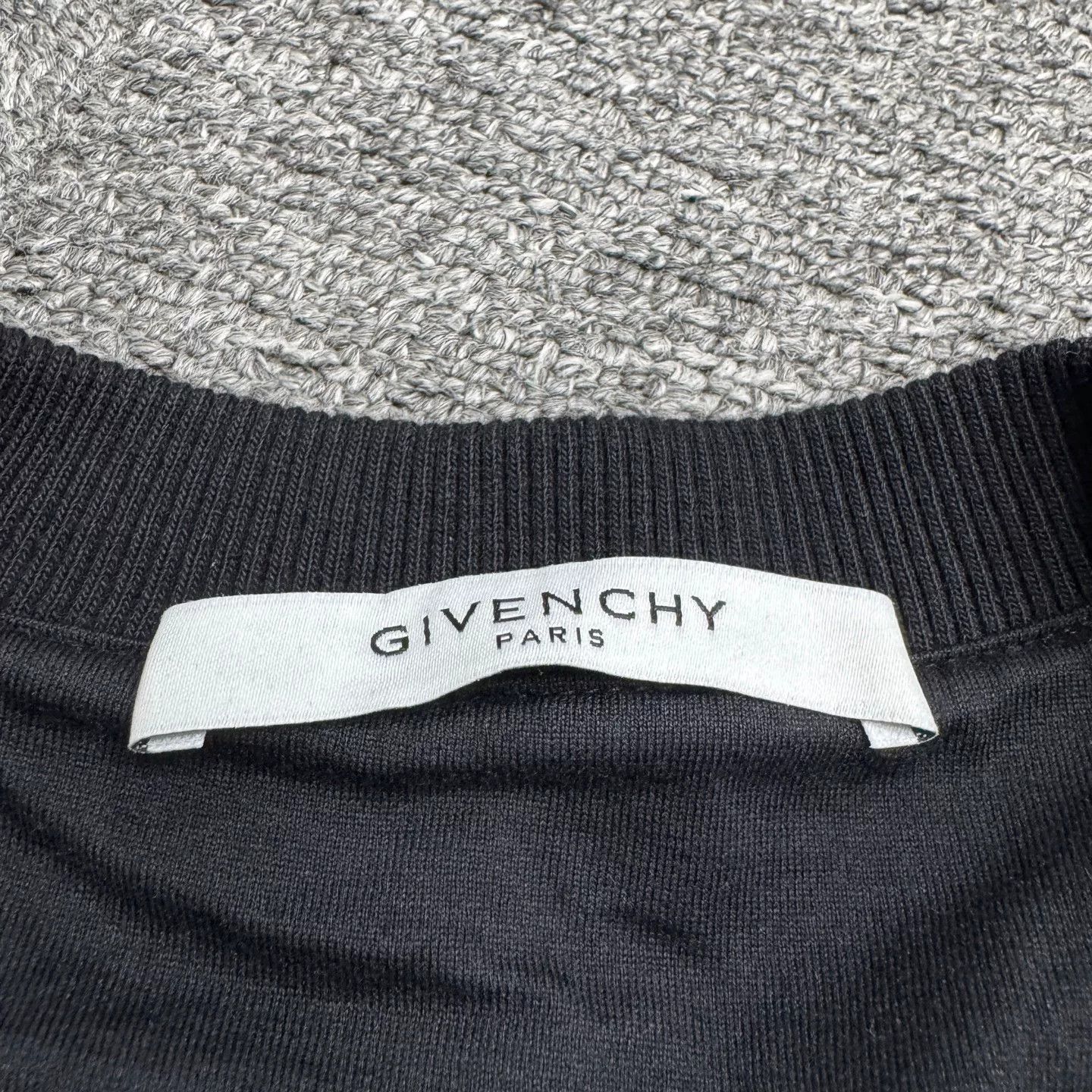 Givenchy Givenchy Star Applique Sweatshirt Size S Size US S / EU 44-46 / 1 - 3 Thumbnail