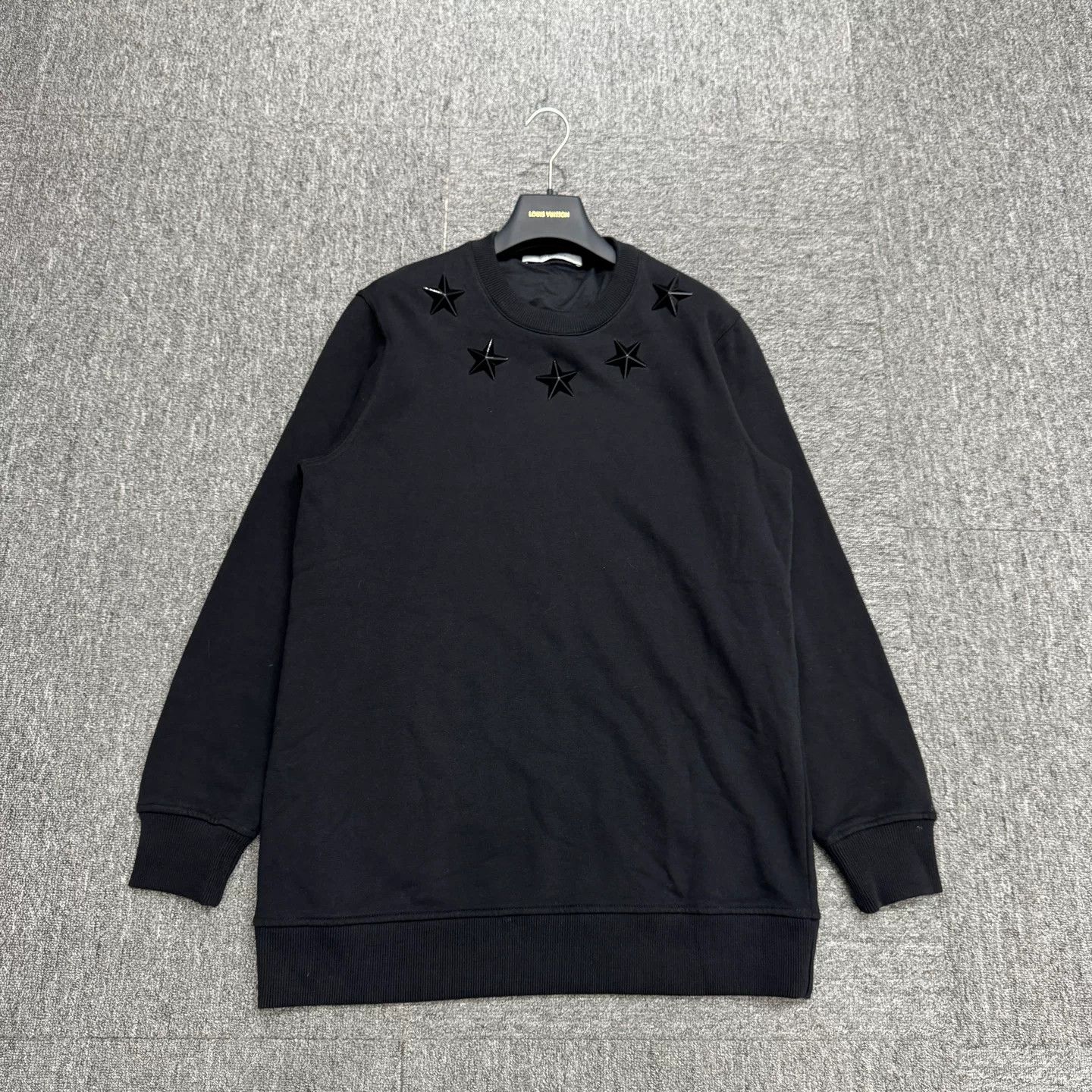 Givenchy Givenchy Star Applique Sweatshirt Size S Size US S / EU 44-46 / 1 - 2 Thumbnail