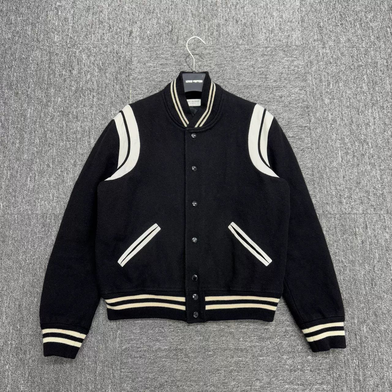 Saint Laurent Paris Saint Laurent Wool Leather Varsity Bomber Jacket Size M Size US M / EU 48-50 / 2 - 2 Thumbnail