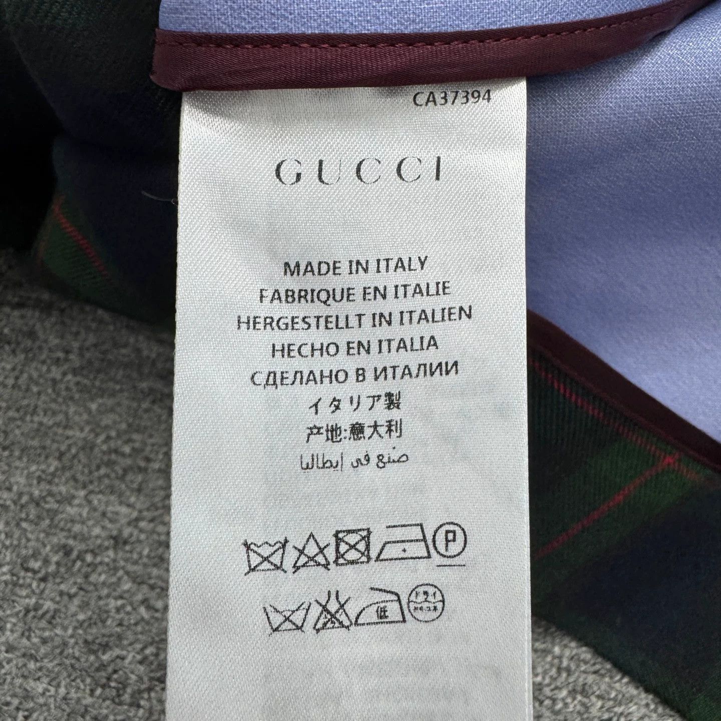 Gucci Gucci Rabbit Embroidery Plaid Coat Size 44 Size US S / EU 44-46 / 1 - 4 Thumbnail