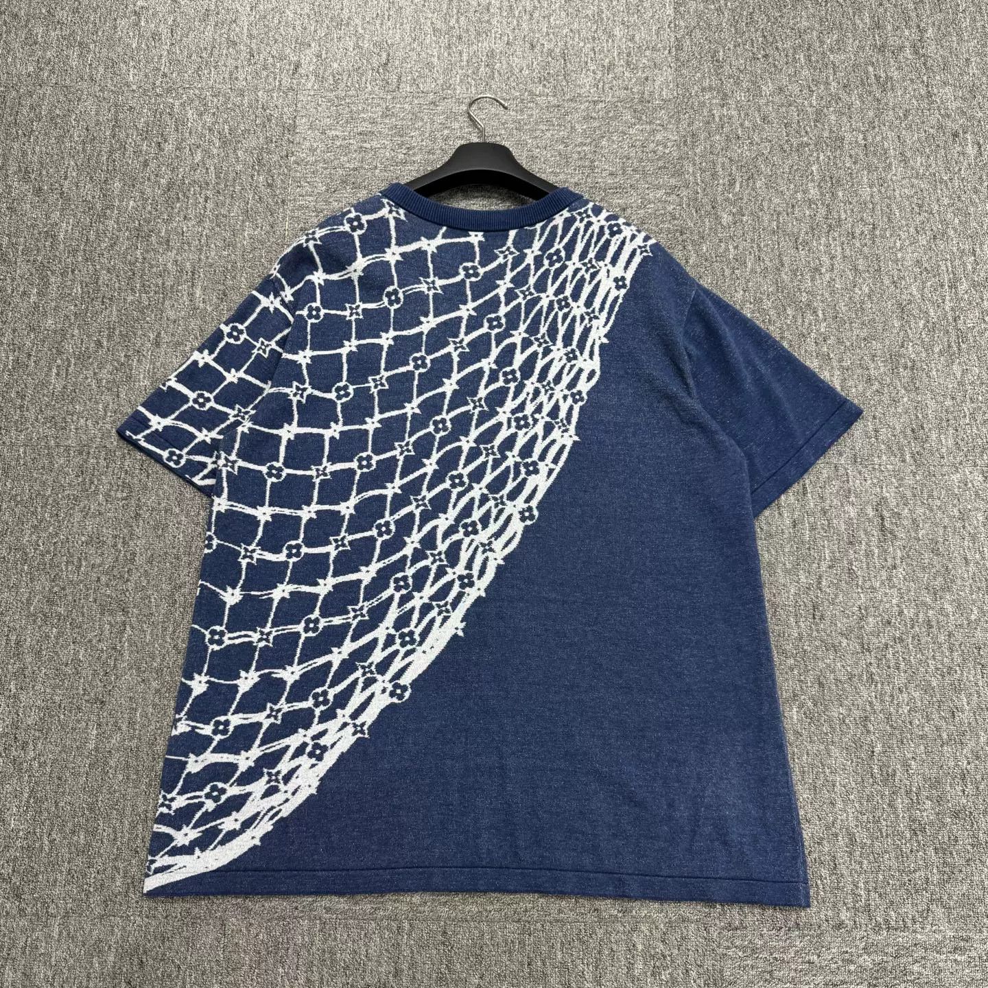 Louis Vuitton Louis Vuitton Monogram Net T-Shirt Size XL Size US XL / EU 56 / 4 - 6 Thumbnail