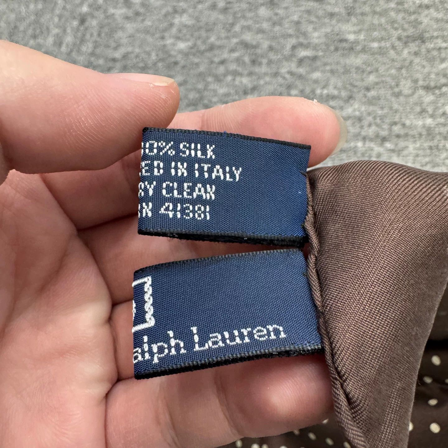 Polo Ralph Lauren Polo Ralph Lauren Brown Silk Polka Dot Pocket Square Size ONE SIZE - 6 Thumbnail