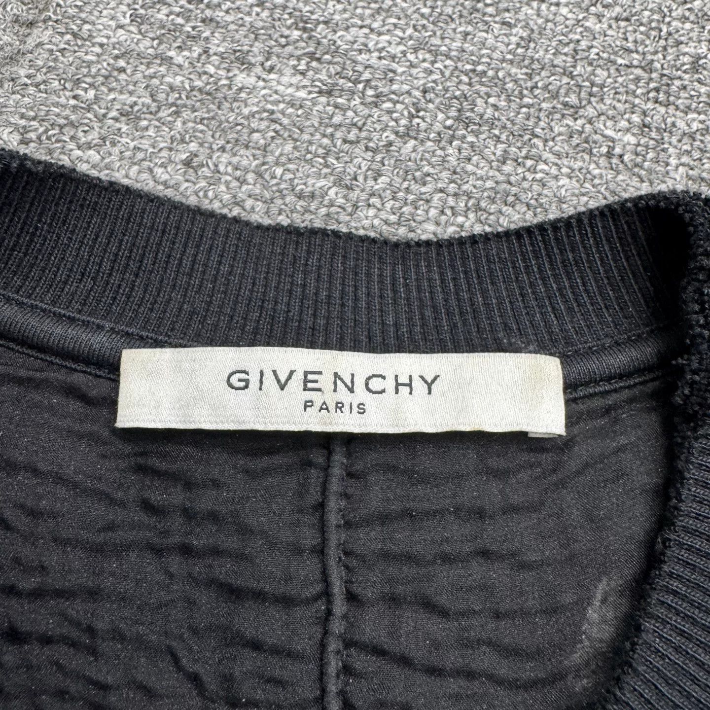 Givenchy Givenchy Distressed Logo Sweatshirt Size S Size US S / EU 44-46 / 1 - 3 Thumbnail