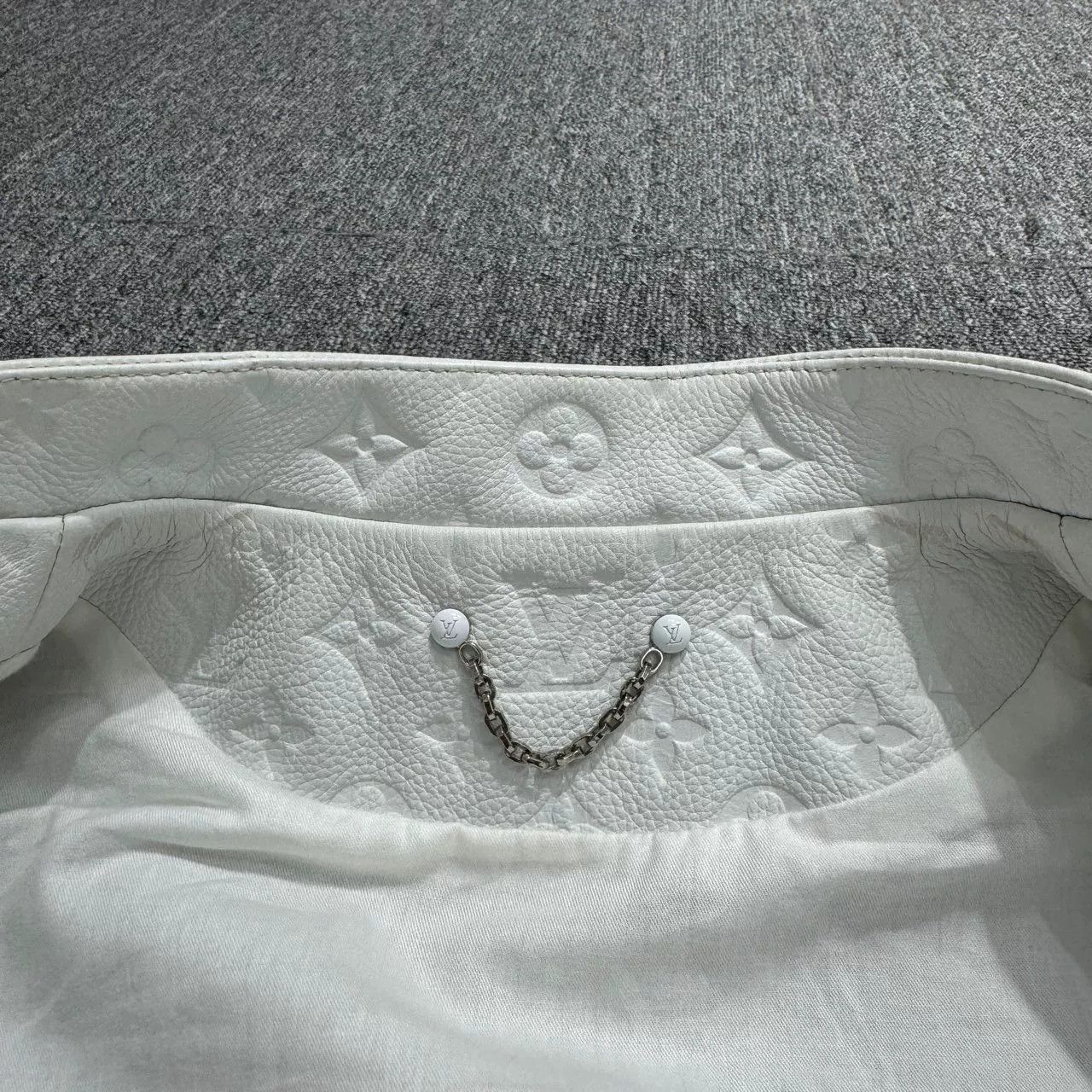Louis Vuitton Louis Vuitton Monogram Embossed Leather Vest Size 48 Size US M / EU 48-50 / 2 - 3 Thumbnail