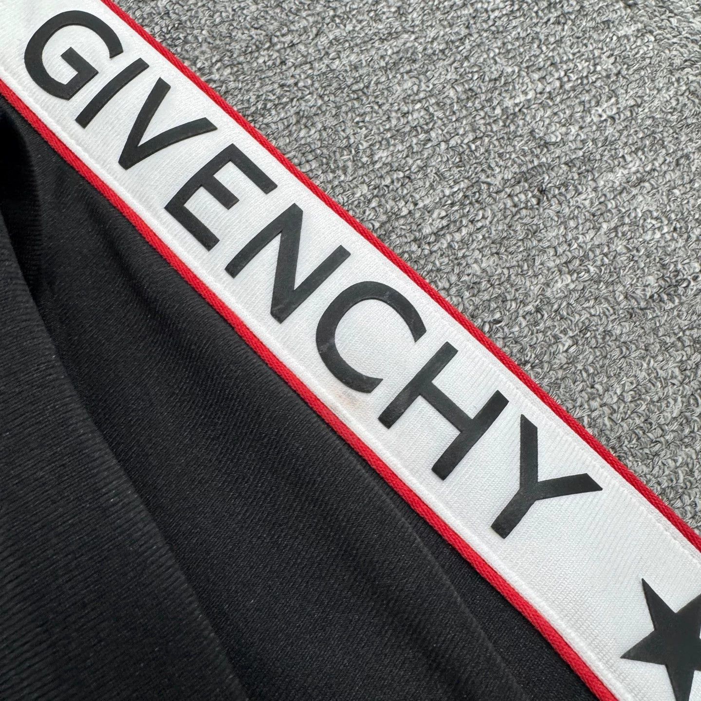 Givenchy Givenchy Logo Tape Track Jacket Size S Size US S / EU 44-46 / 1 - 5 Thumbnail
