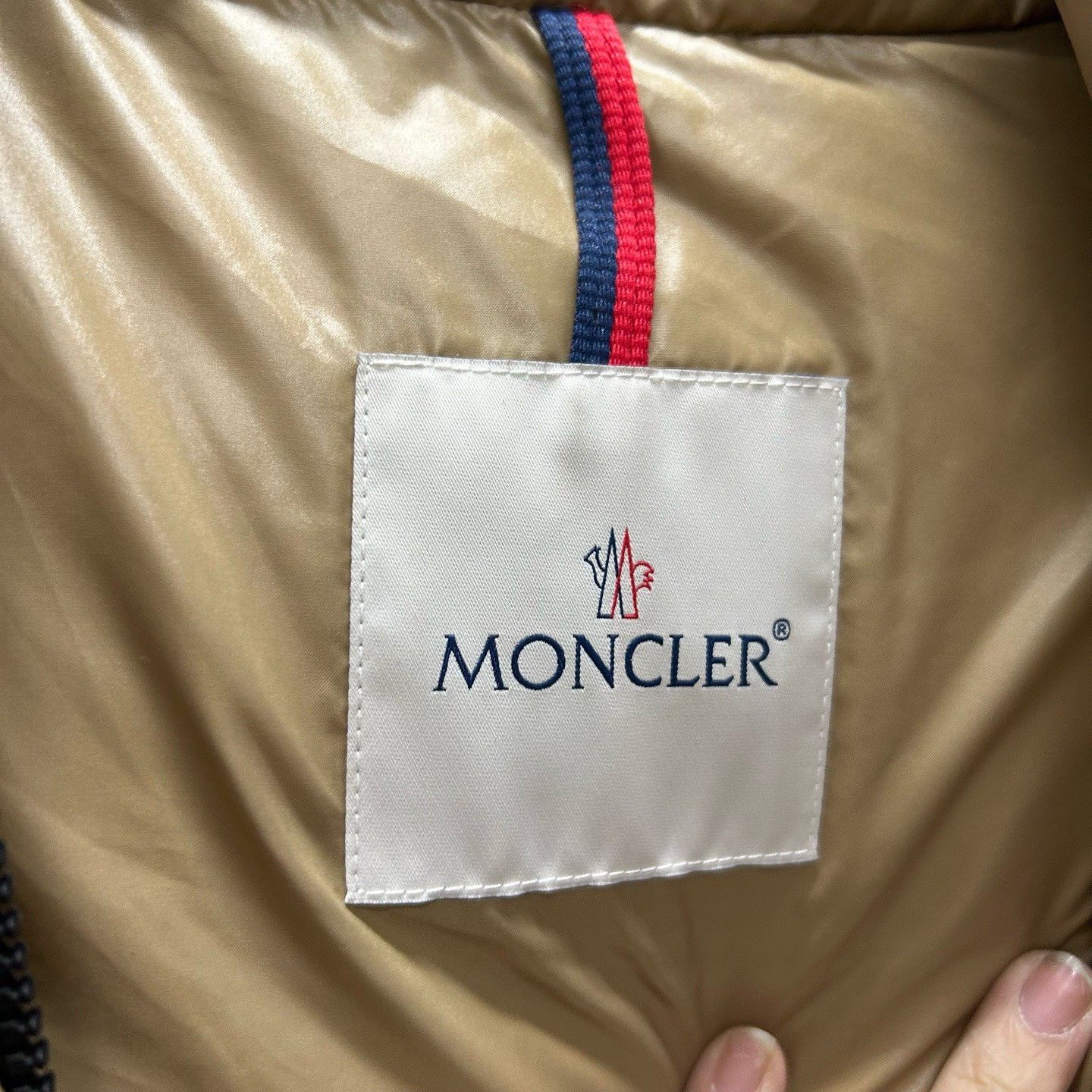 Moncler Moncler Shiny Hooded Puffer Jacket Size M Size US M / EU 48-50 / 2 - 5 Thumbnail