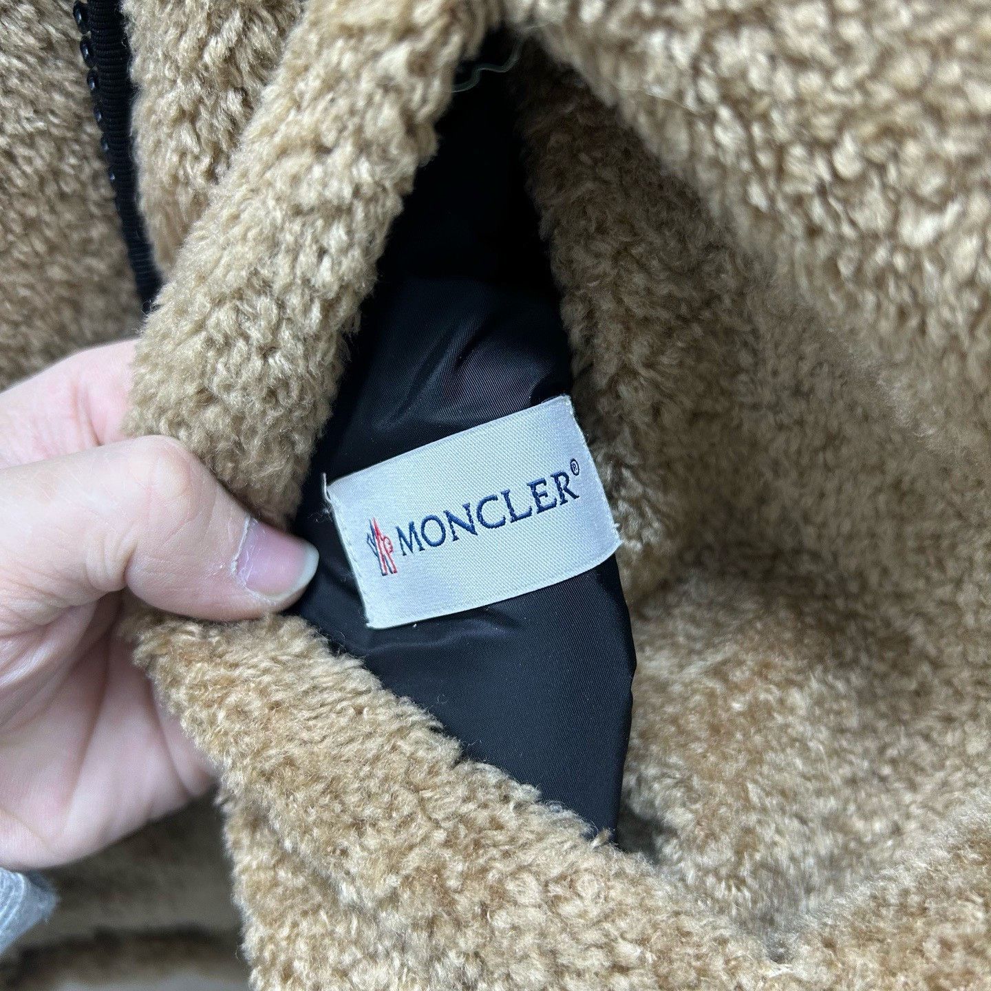 Moncler Moncler Reversible Teddy Fleece Jacket Size S Size US S / EU 44-46 / 1 - 7 Thumbnail