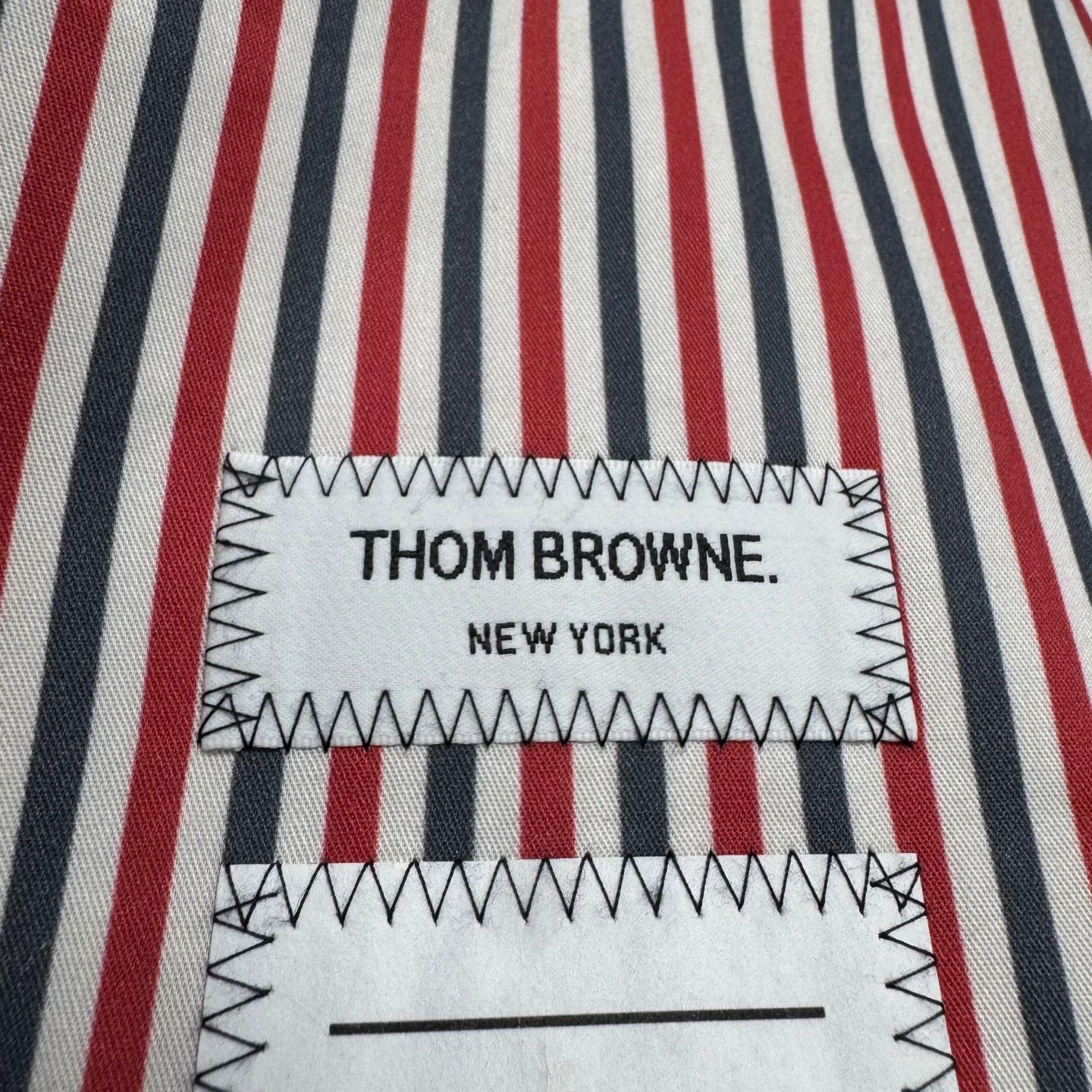 Thom Browne Thom Browne Signature Stripe Coat Size L Size US L / EU 52-54 / 3 - 3 Thumbnail