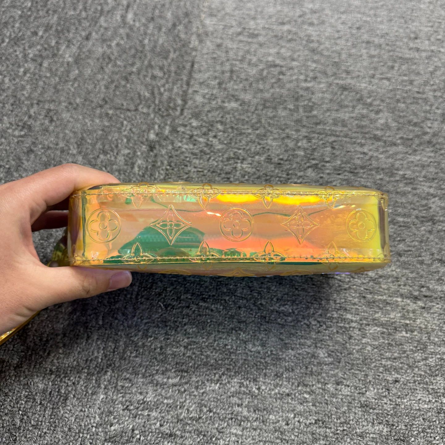 Louis Vuitton Louis Vuitton Iridescent Monogram Clutch One Size Size ONE SIZE - 4 Thumbnail