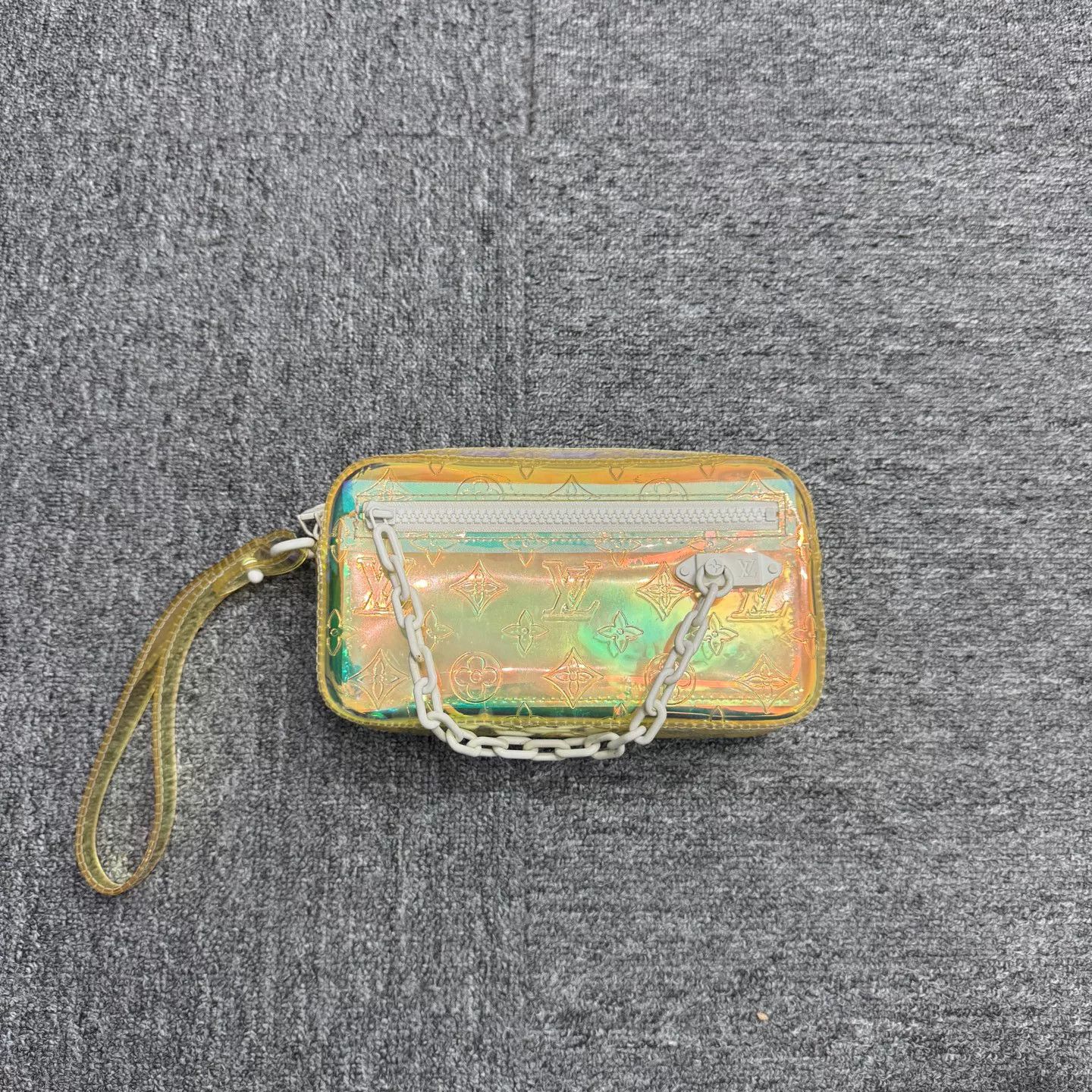 Louis Vuitton Louis Vuitton Iridescent Monogram Clutch One Size Size ONE SIZE - 2 Thumbnail