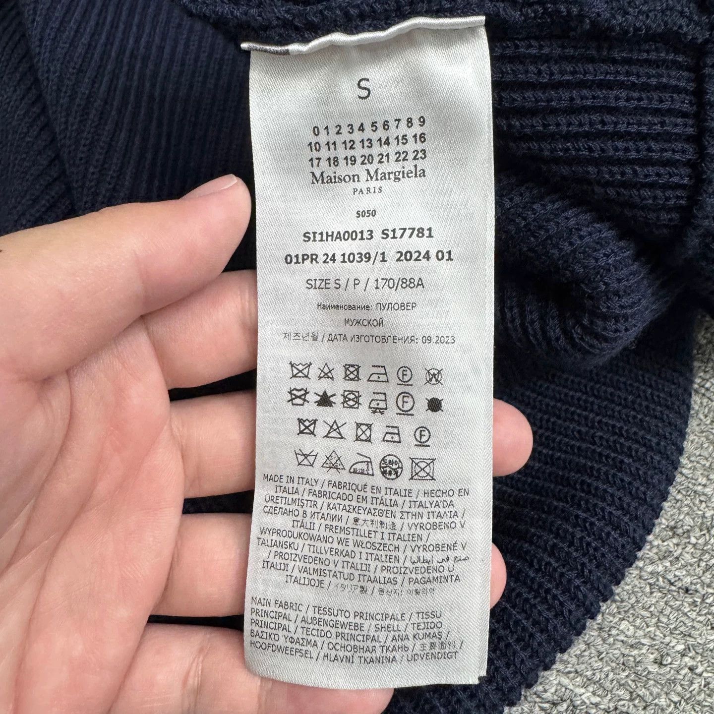 Maison Margiela Maison Margiela Zip Knit Sweater Size S Size US S / EU 44-46 / 1 - 4 Thumbnail