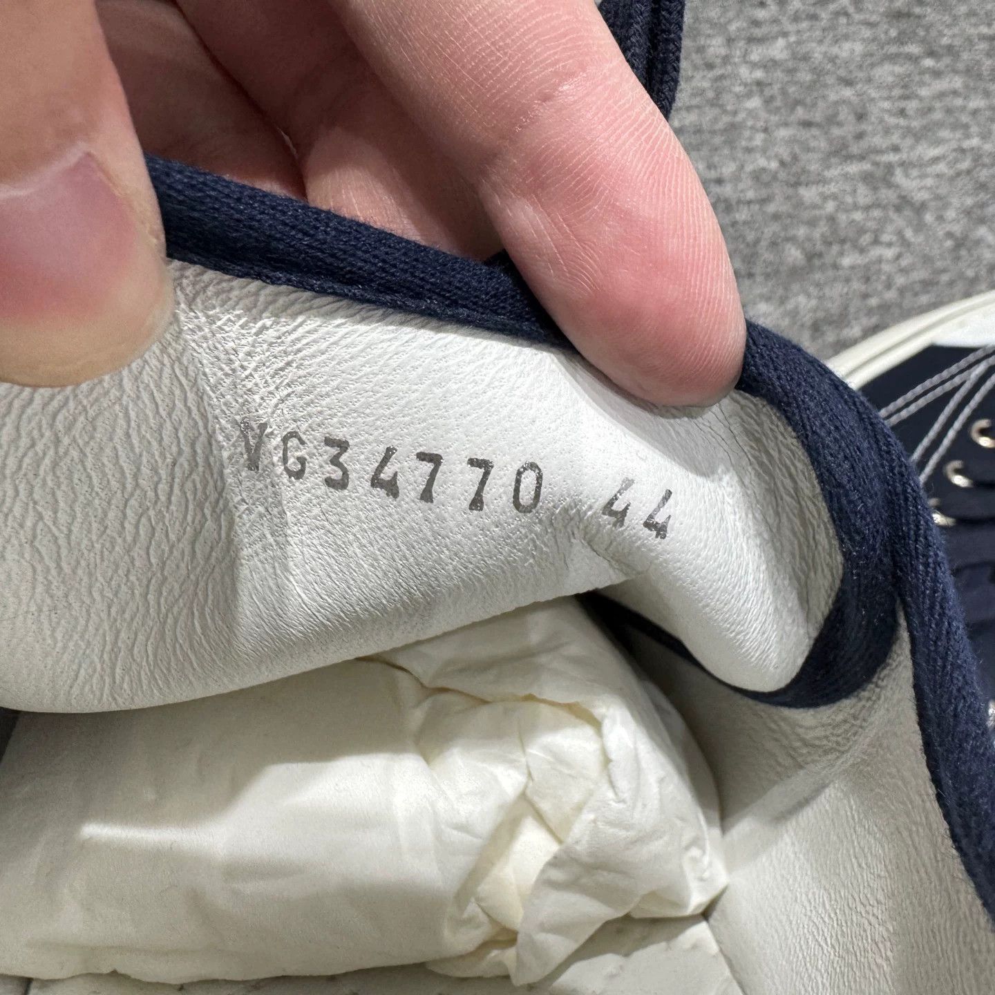 Chanel Chanel Navy Canvas Low-Top Sneakers Size 11 Size US 11 / EU 44 - 6 Thumbnail