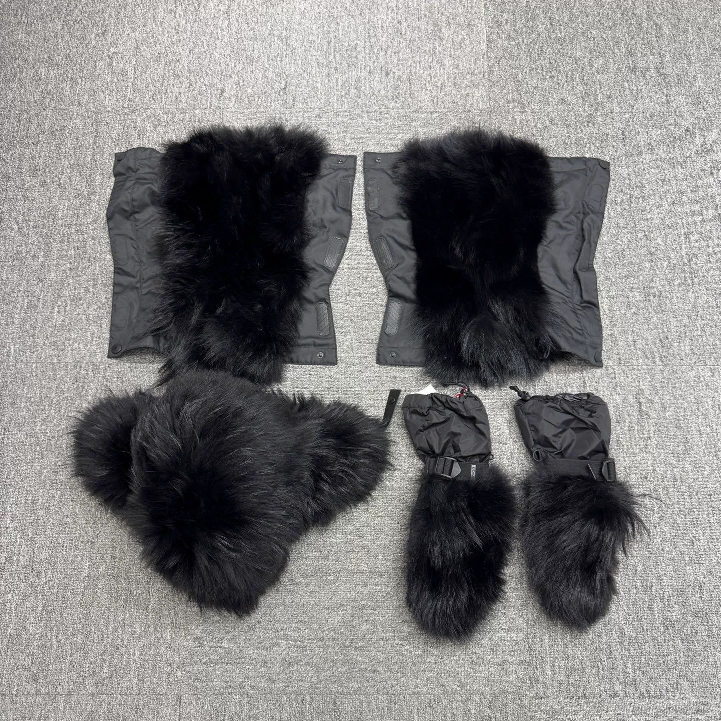 Moncler Moncler Fur Trim Ski Accessory Set Size L Size ONE SIZE - 2 Thumbnail