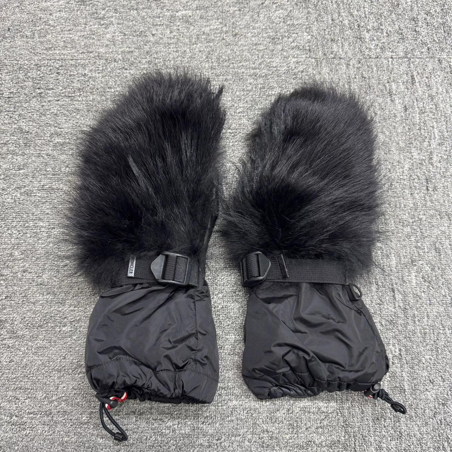 Moncler Moncler Fur Trim Ski Accessory Set Size L Size ONE SIZE - 3 Thumbnail