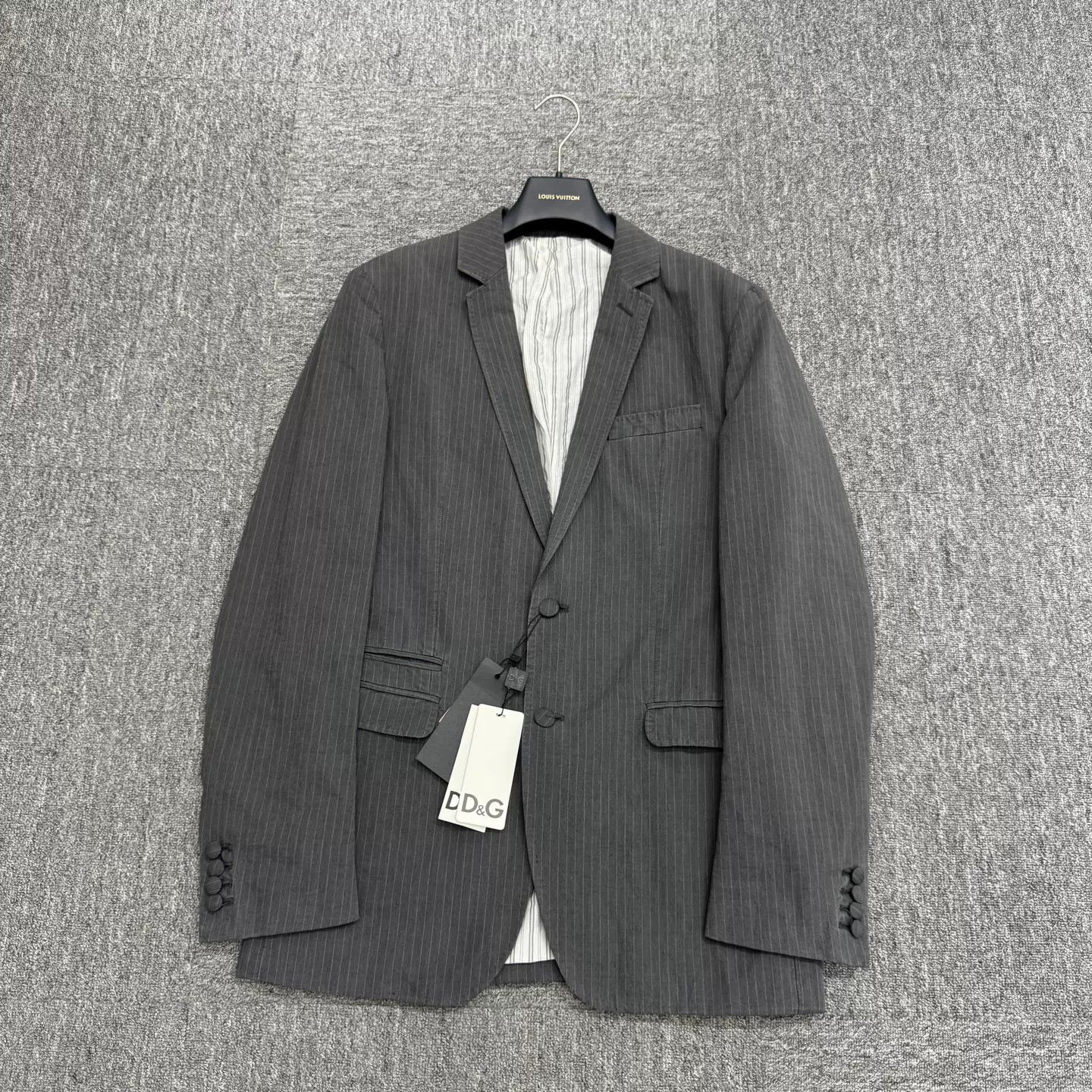 Dolce & Gabbana Dolce & Gabbana Pinstripe Blazer Size 38R Size 38R - 2 Thumbnail