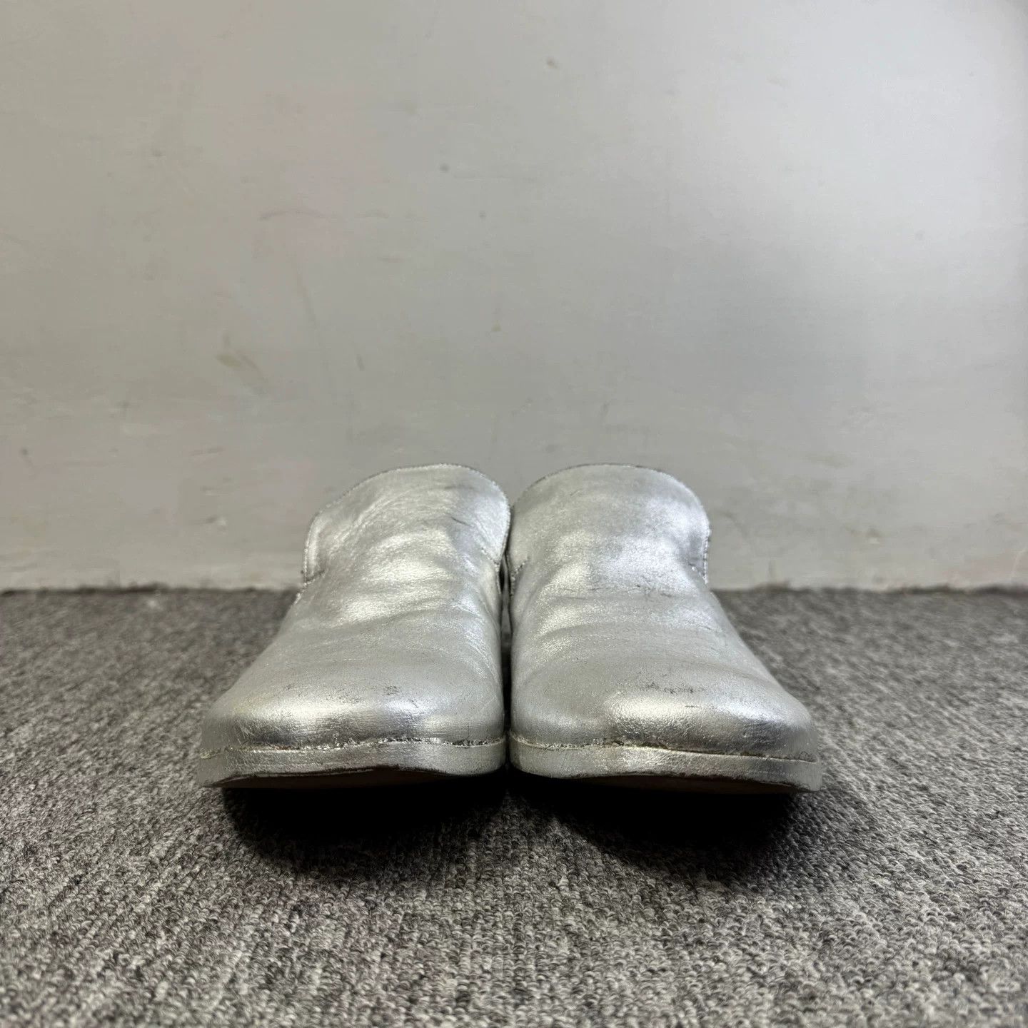 Maison Margiela Maison Margiela Silver Paint Slip Ons Size 8 Size US 8 / EU 41 - 3 Thumbnail