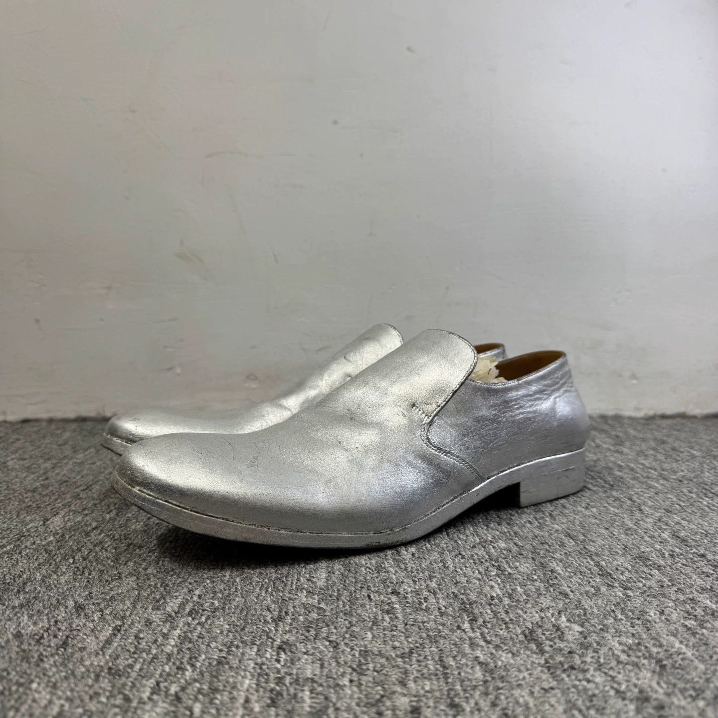 Maison Margiela Maison Margiela Silver Paint Slip Ons Size 8 Size US 8 / EU 41 - 2 Thumbnail