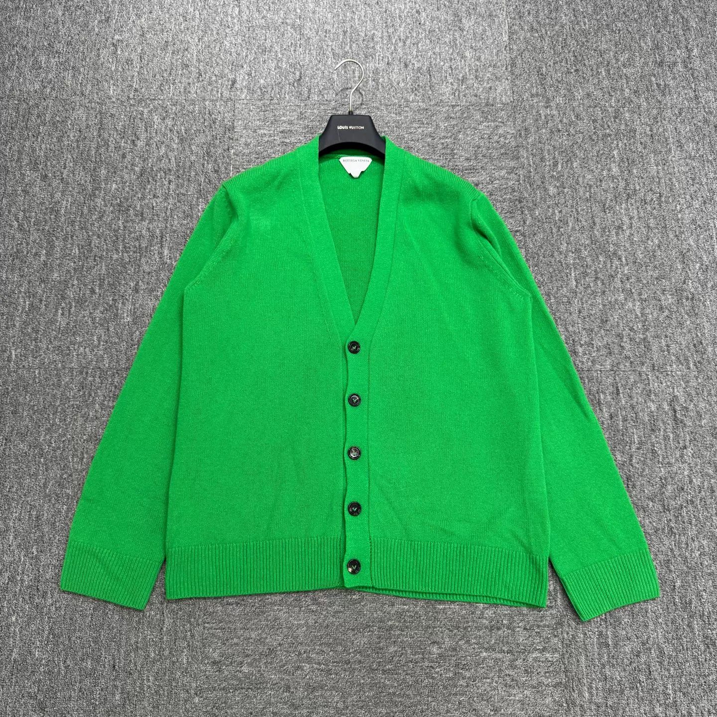 Bottega Veneta Bottega Veneta Green Wool Cardigan Size L Size US L / EU 52-54 / 3 - 3 Thumbnail