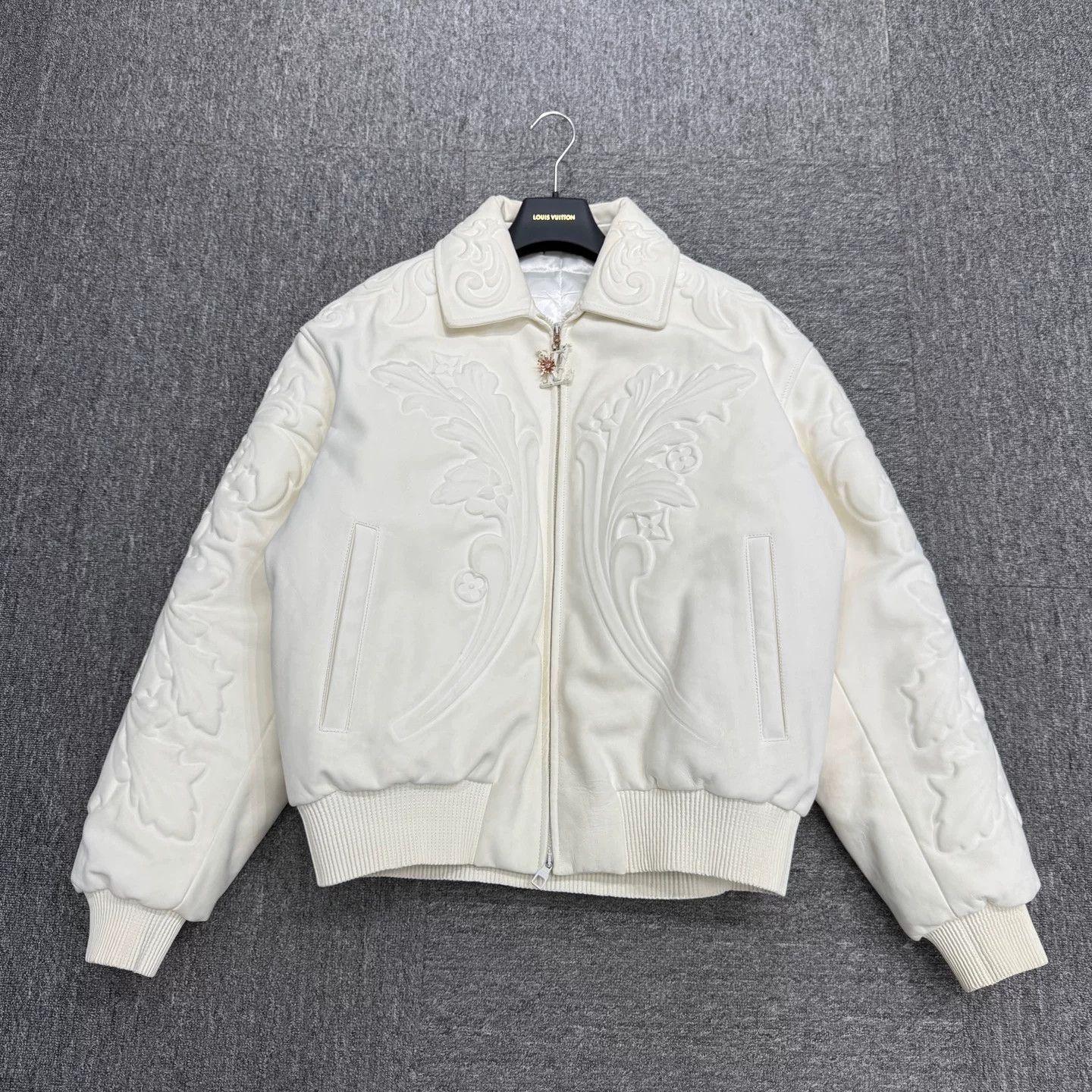 Louis Vuitton Louis Vuitton Embossed Calfskin Bomber Jacket Size 50 Size US M / EU 48-50 / 2 - 2 Thumbnail