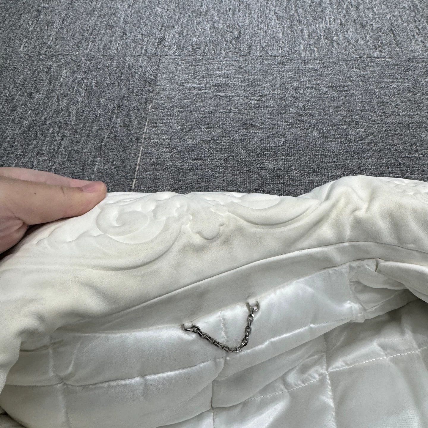 Louis Vuitton Louis Vuitton Embossed Calfskin Bomber Jacket Size 50 Size US M / EU 48-50 / 2 - 8 Thumbnail