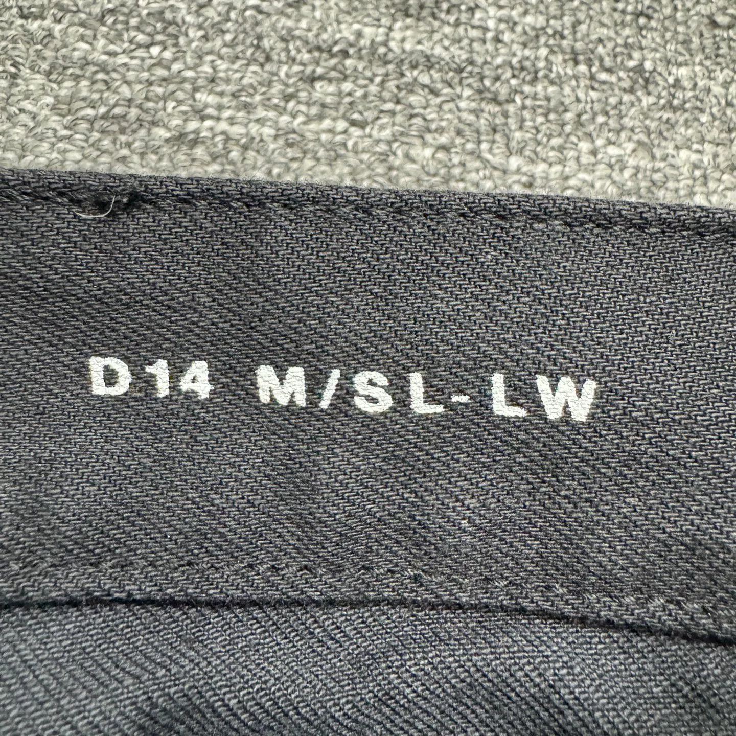 Saint Laurent Paris Saint Laurent Embroidered Logo Jeans Size 31 Size US 31 - 4 Thumbnail