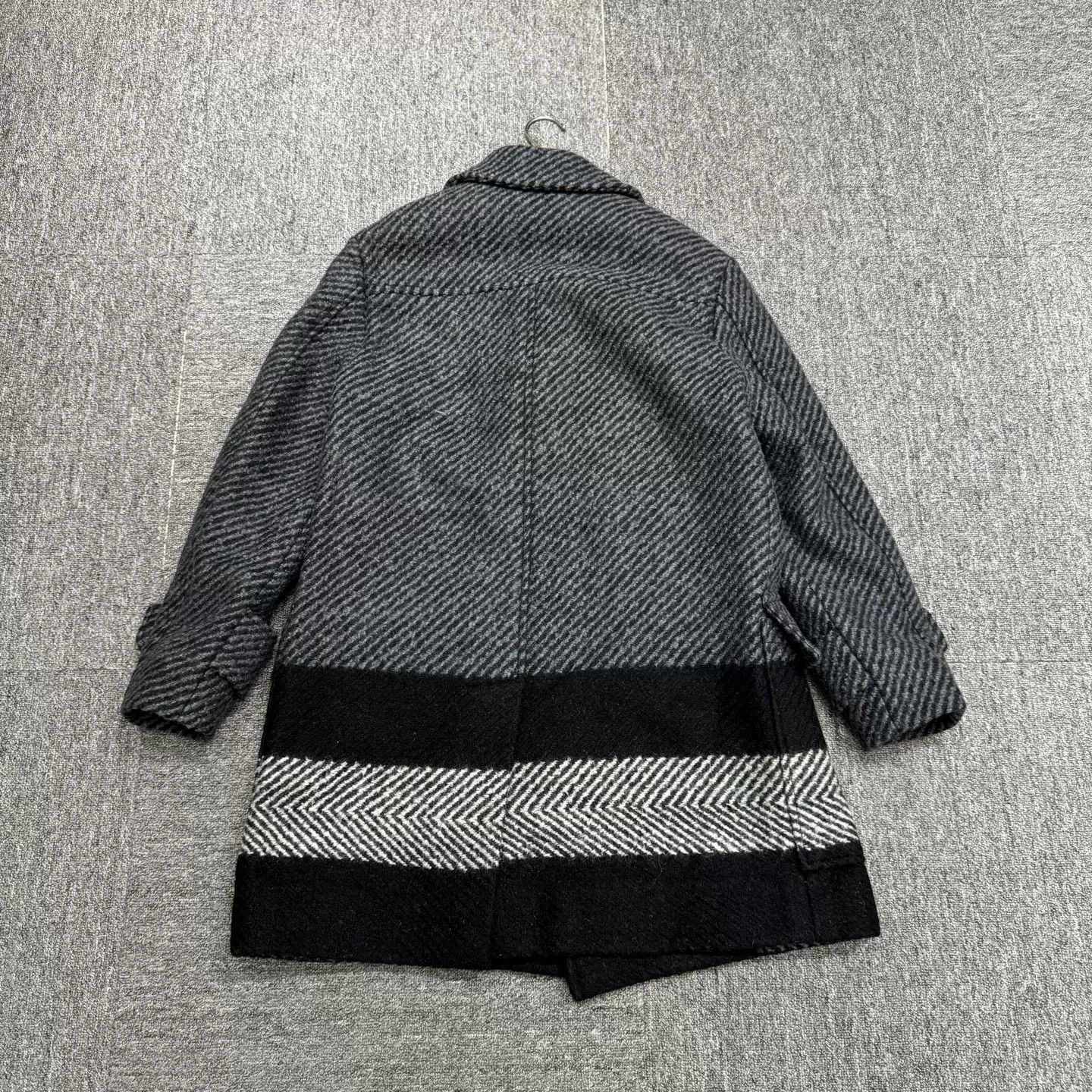 Bally Bally Patterned Wool Heavy Coat Size S Size US S / EU 44-46 / 1 - 6 Thumbnail