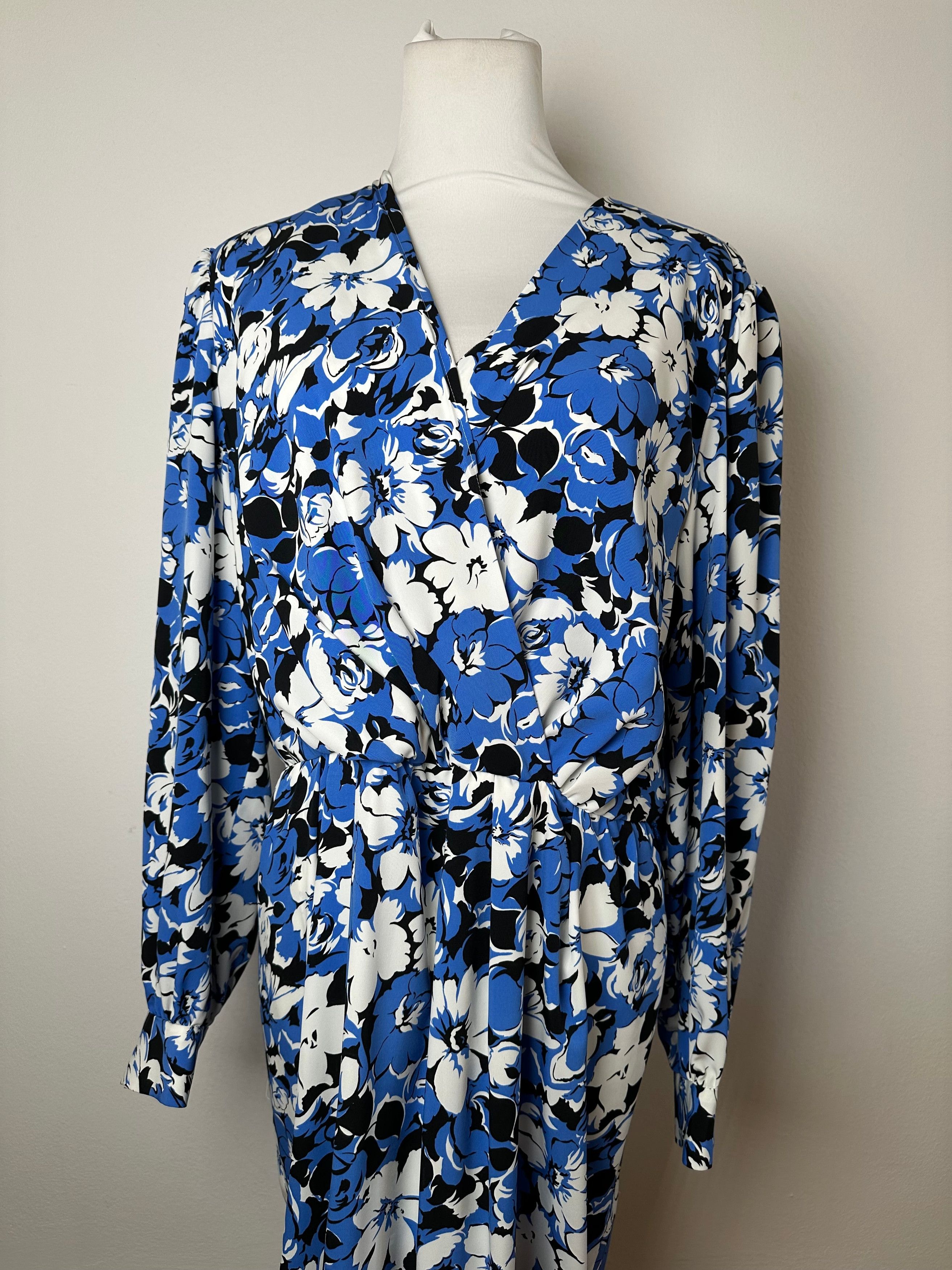 Givenchy Vintage Floral Print Silk Midi Dress Blue Size L / US 10 / IT 46 - 8 Thumbnail