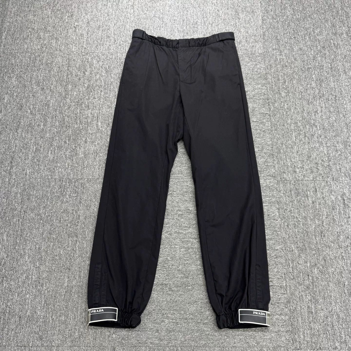 Prada Prada Black Casual Pants Size US 30 / EU 46 Size US 30 / EU 46 - 2 Thumbnail