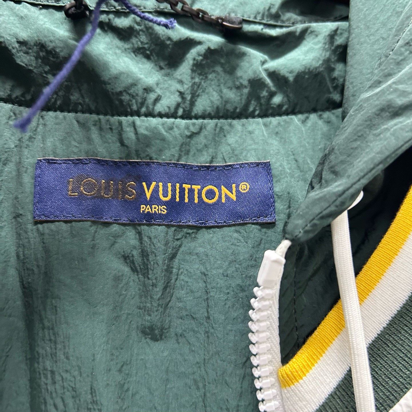Louis Vuitton Louis Vuitton Letter Print Zip-Up Jacket Size 48 Size US M / EU 48-50 / 2 - 4 Thumbnail