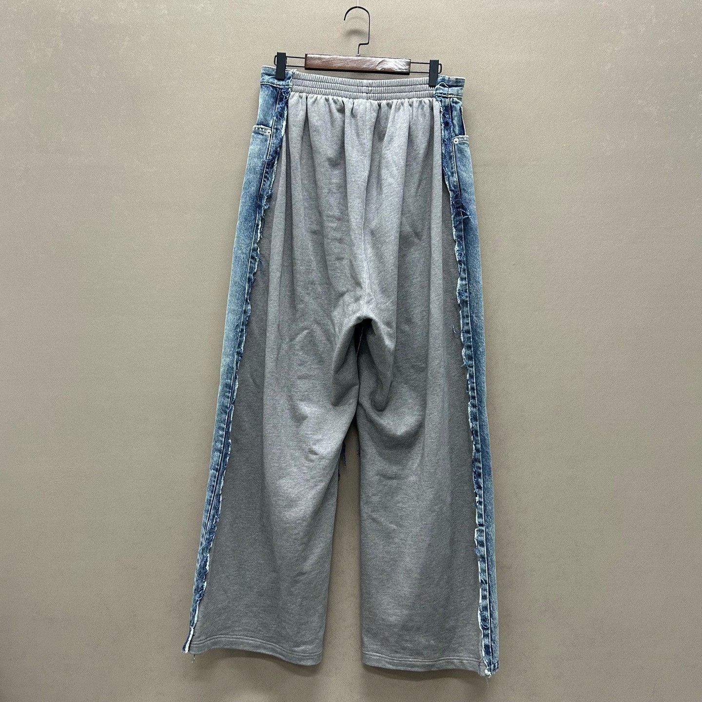Balenciaga Balenciaga Hybrid Denim Sweatpants Size M Size US 32 / EU 48 - 3 Thumbnail