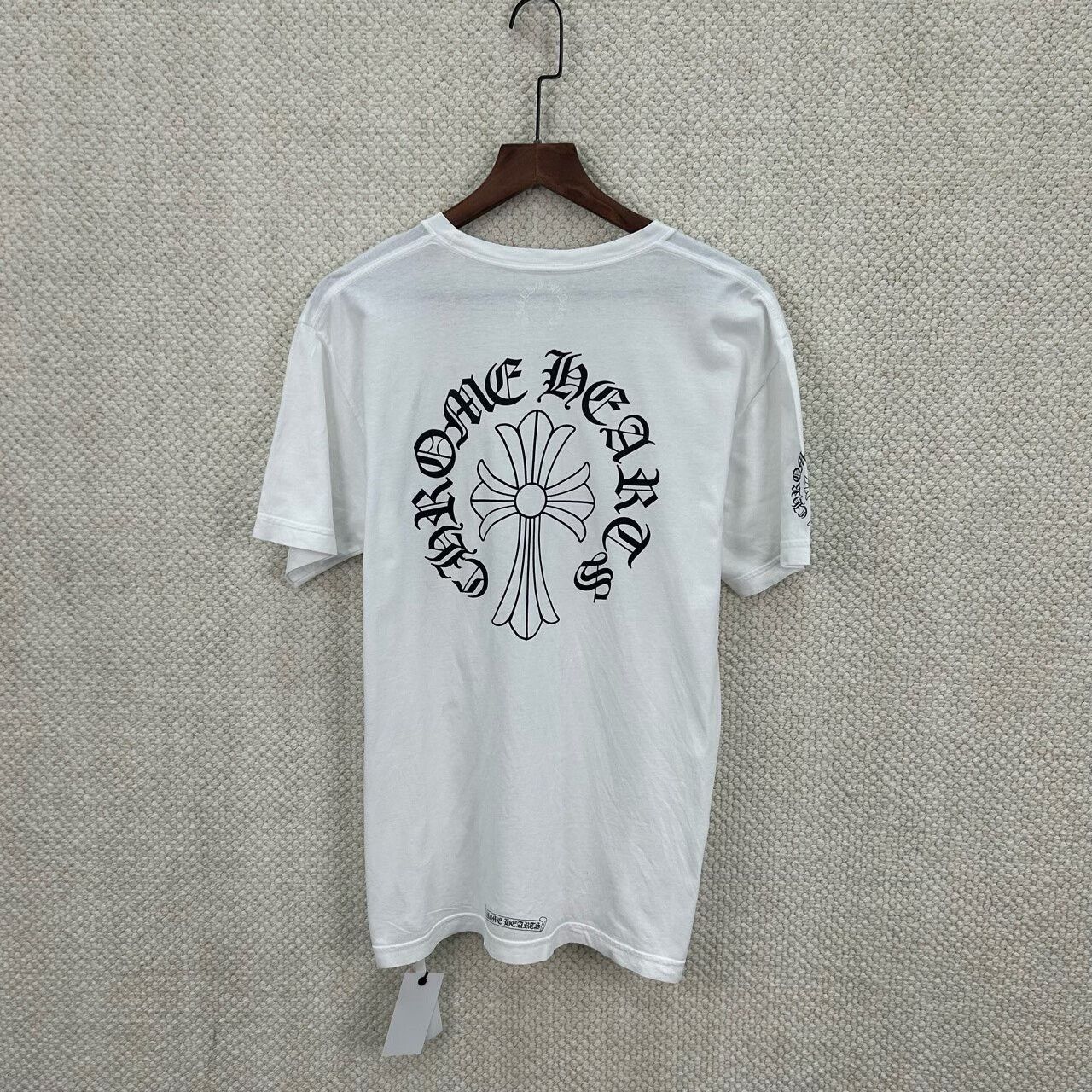 Chrome Hearts Chrome Hearts Cross Pocket T-Shirt Size L Size US L / EU 52-54 / 3 - 3 Thumbnail