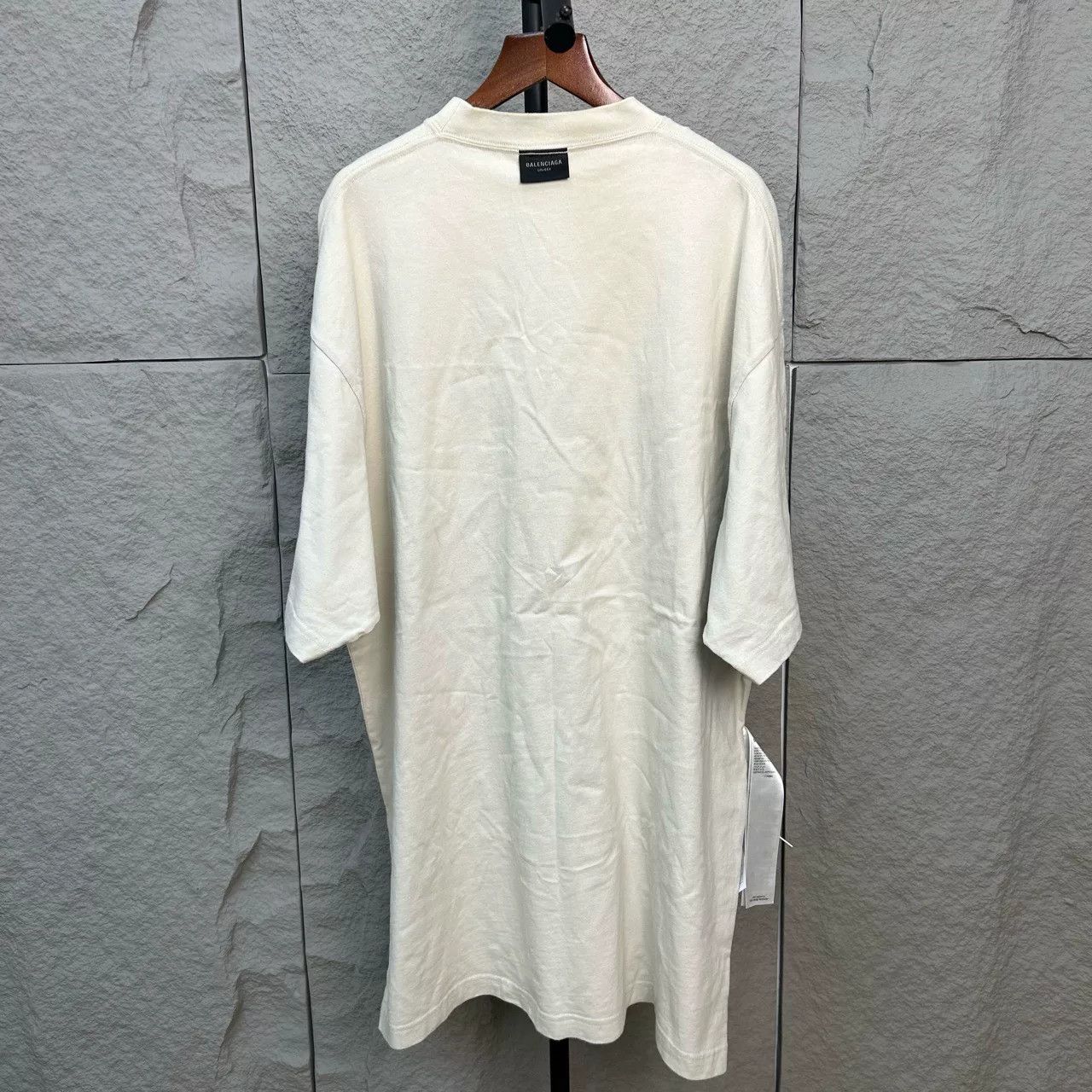 Balenciaga Balenciaga 3XL Embroidered T-Shirt Size S Size US S / EU 44-46 / 1 - 3 Thumbnail