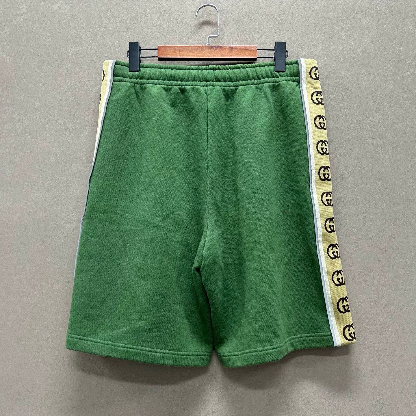 Gucci Gucci Logo Tape Shorts Size XS Size US 28 / EU 44 - 3 Thumbnail