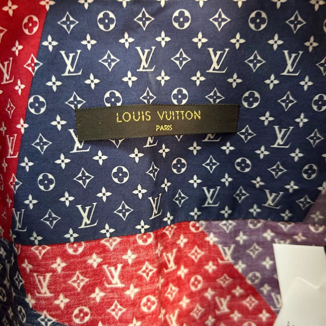 Louis Vuitton Louis Vuitton Star Monogram Print Button Up Shirt S Size US S / EU 44-46 / 1 - 4 Thumbnail