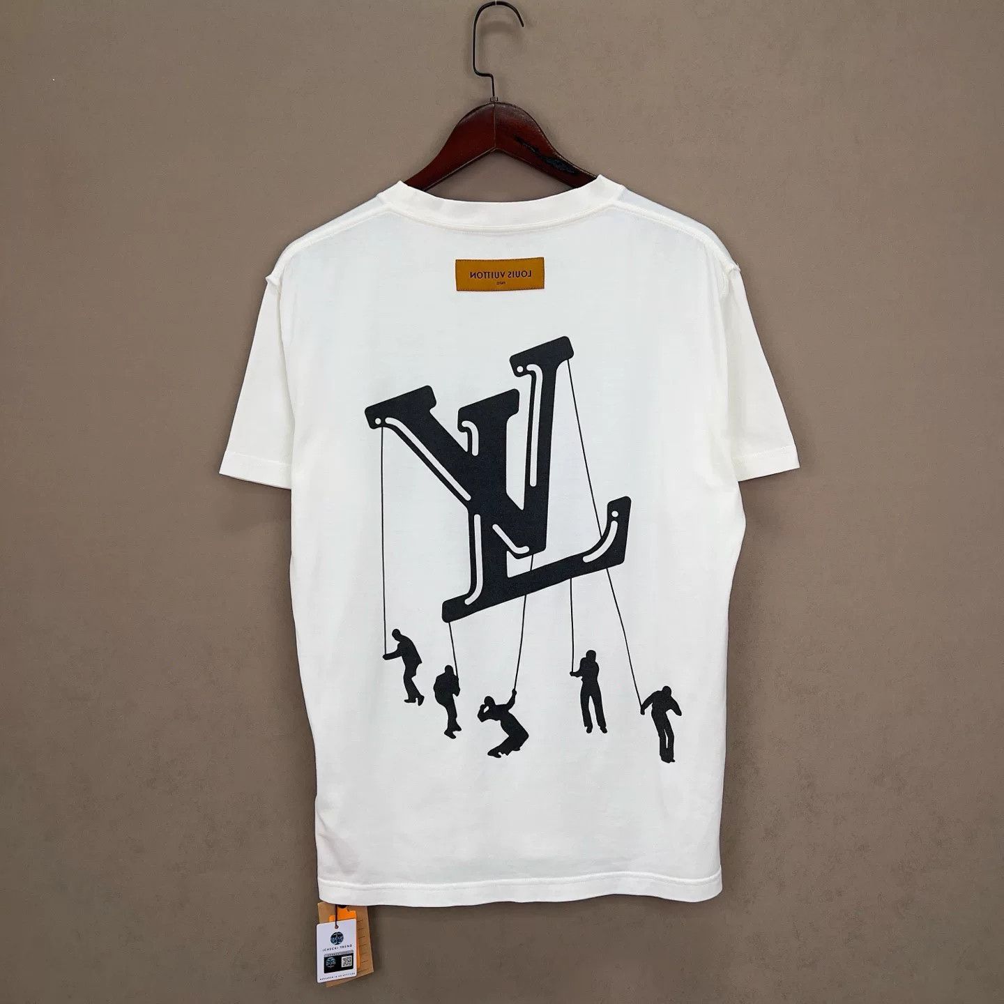 Louis Vuitton Louis Vuitton Puppet Print T-Shirt Size M Size US M / EU 48-50 / 2 - 3 Thumbnail