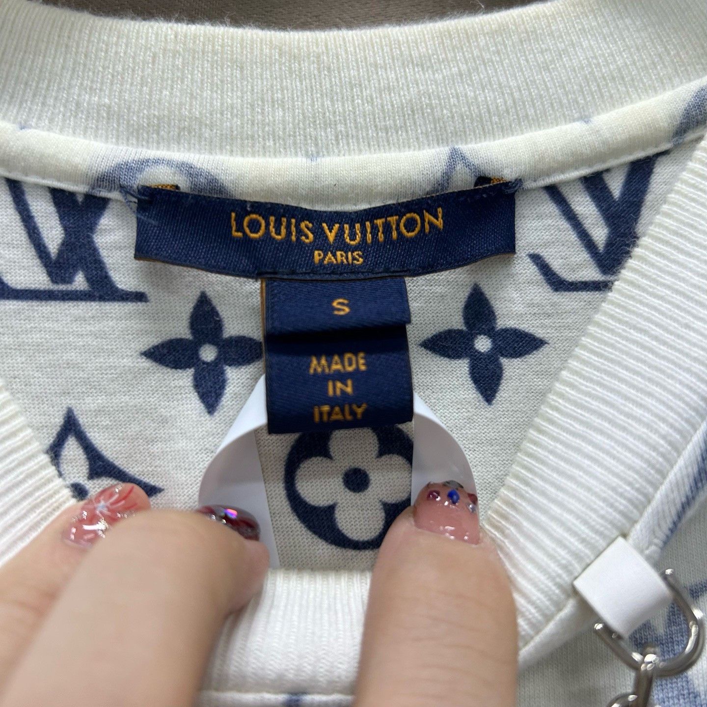 Louis Vuitton Louis Vuitton Monogram Short Sleeve T-Shirt Size S Size S / US 4 / IT 40 - 4 Thumbnail
