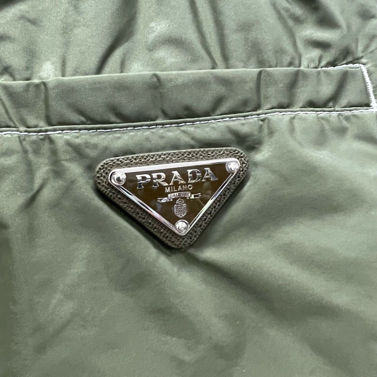 Prada Prada Logo Patch Re-Nylon Shorts Size 50 Size US 34 / EU 50 - 4 Thumbnail