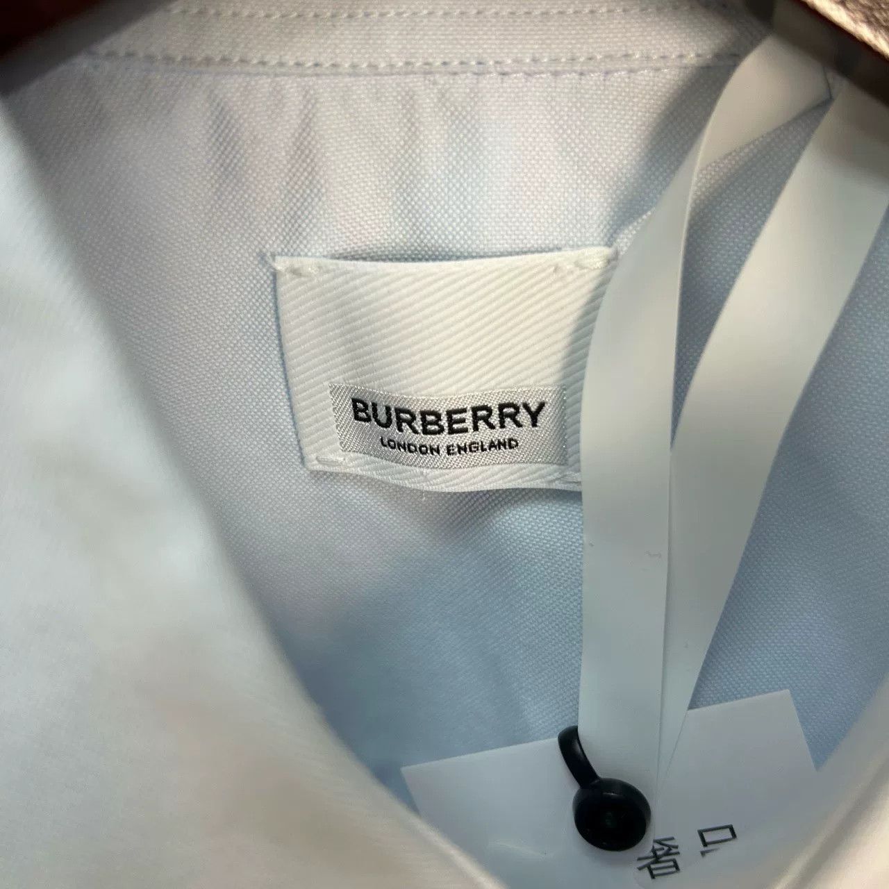 Burberry Burberry Logo Patch Button Up Shirt Size S Size US S / EU 44-46 / 1 - 4 Thumbnail