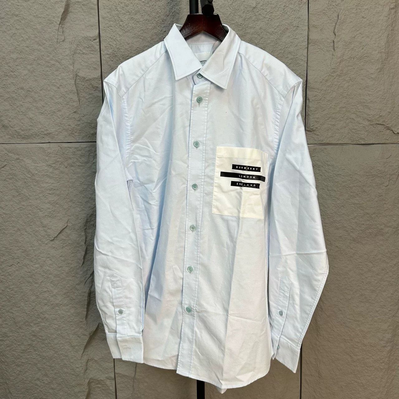Burberry Burberry Logo Patch Button Up Shirt Size S Size US S / EU 44-46 / 1 - 2 Thumbnail